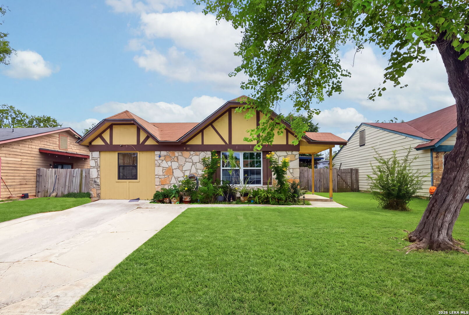 9762 Hidden Rock, San Antonio, TX 78250