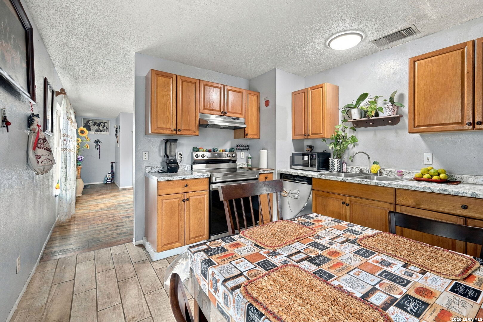 9762 Hidden Rock, San Antonio, TX 78250