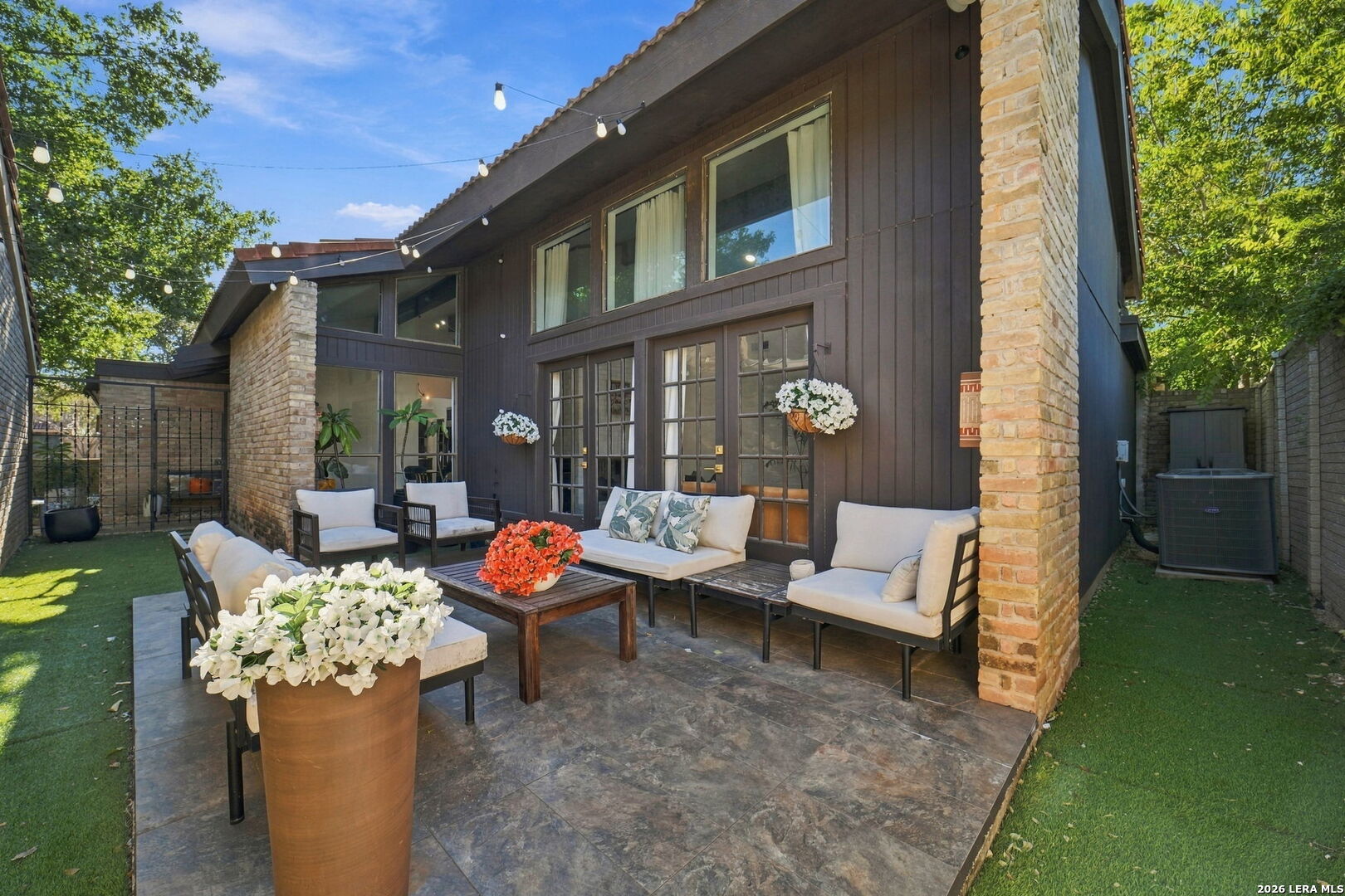 11726 Mission Trace St, San Antonio, TX 78230