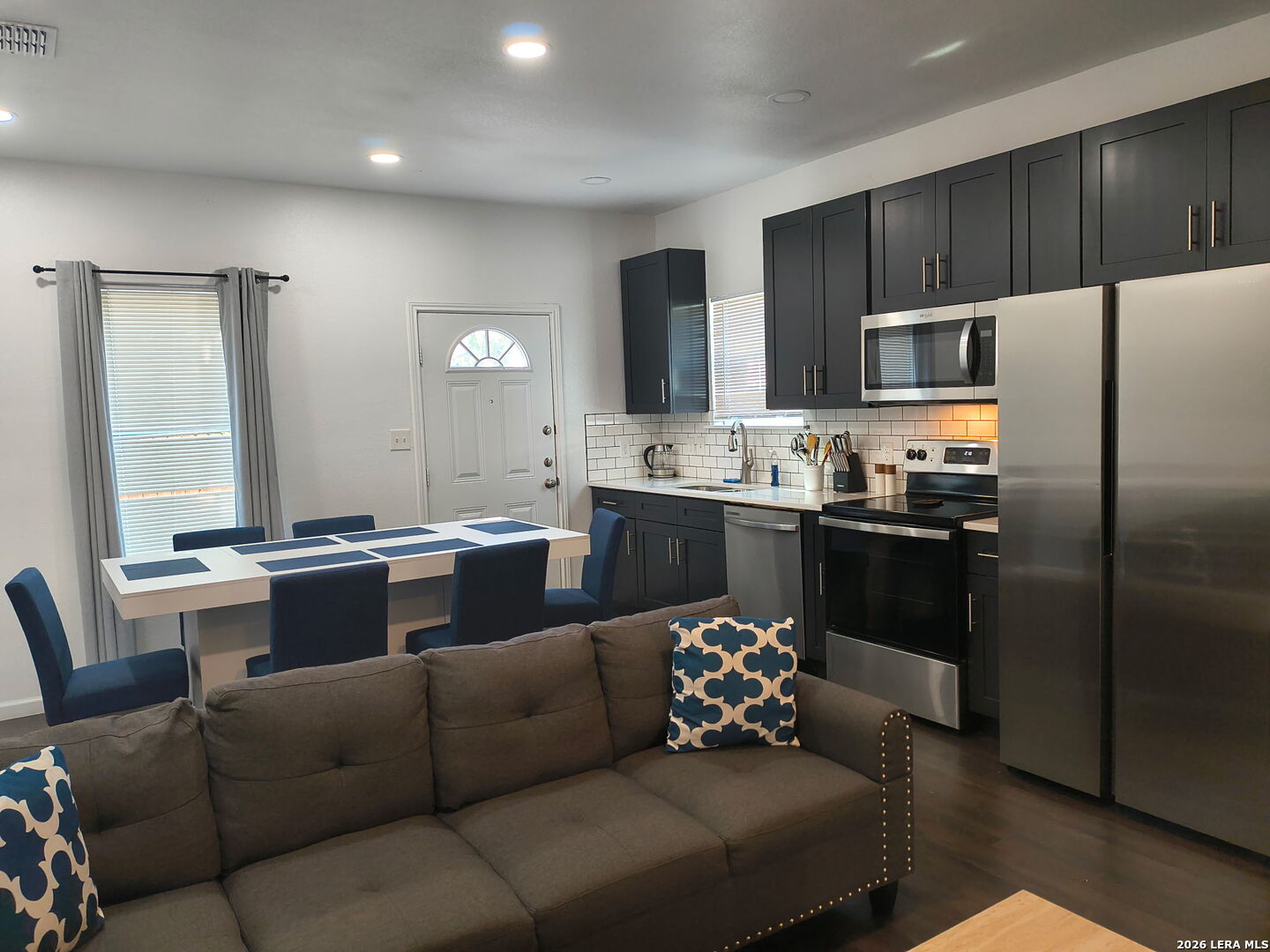 136 UNIVERSITY AVE, San Antonio, TX 78201