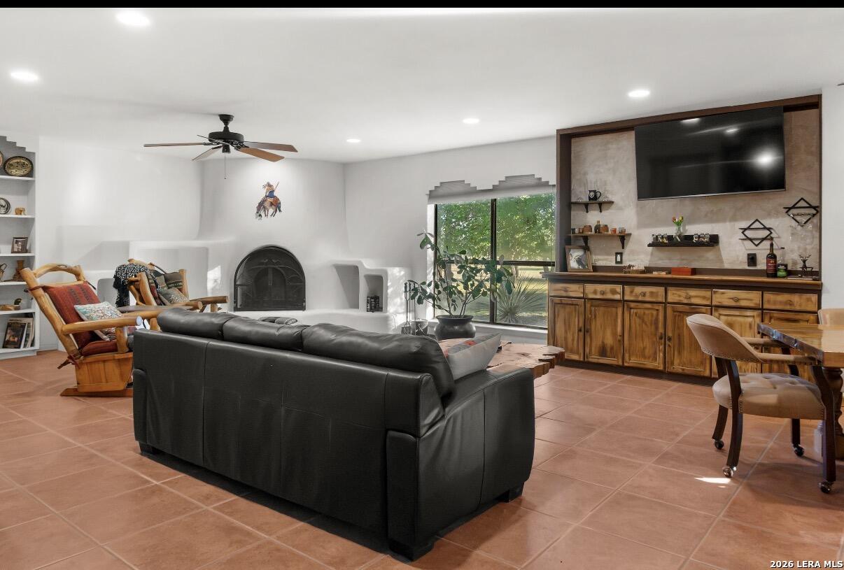 1158 Orchard Pk, Medina, TX 78055