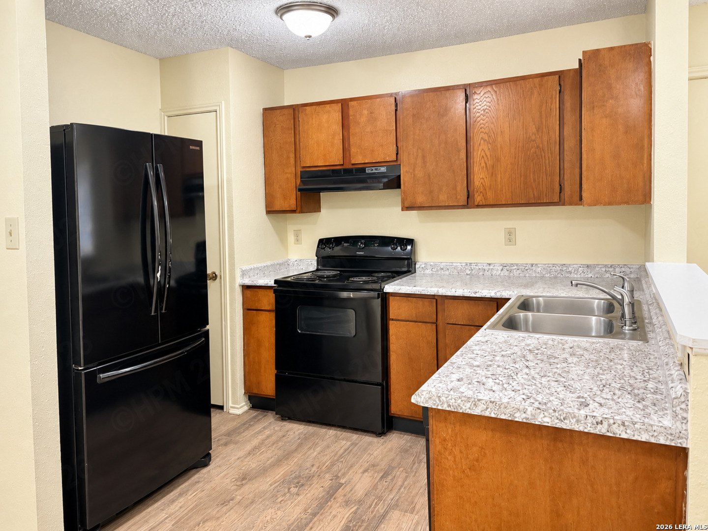 8871 MEADOW TRACE ST, San Antonio, TX 78250