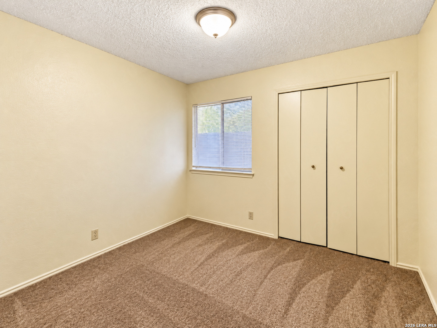 8871 MEADOW TRACE ST, San Antonio, TX 78250
