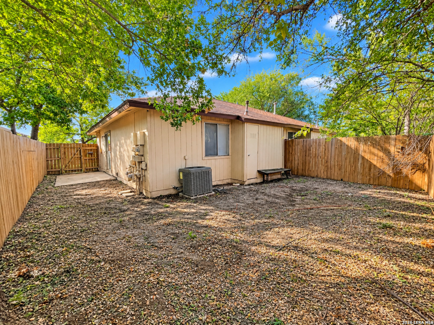 8871 MEADOW TRACE ST, San Antonio, TX 78250