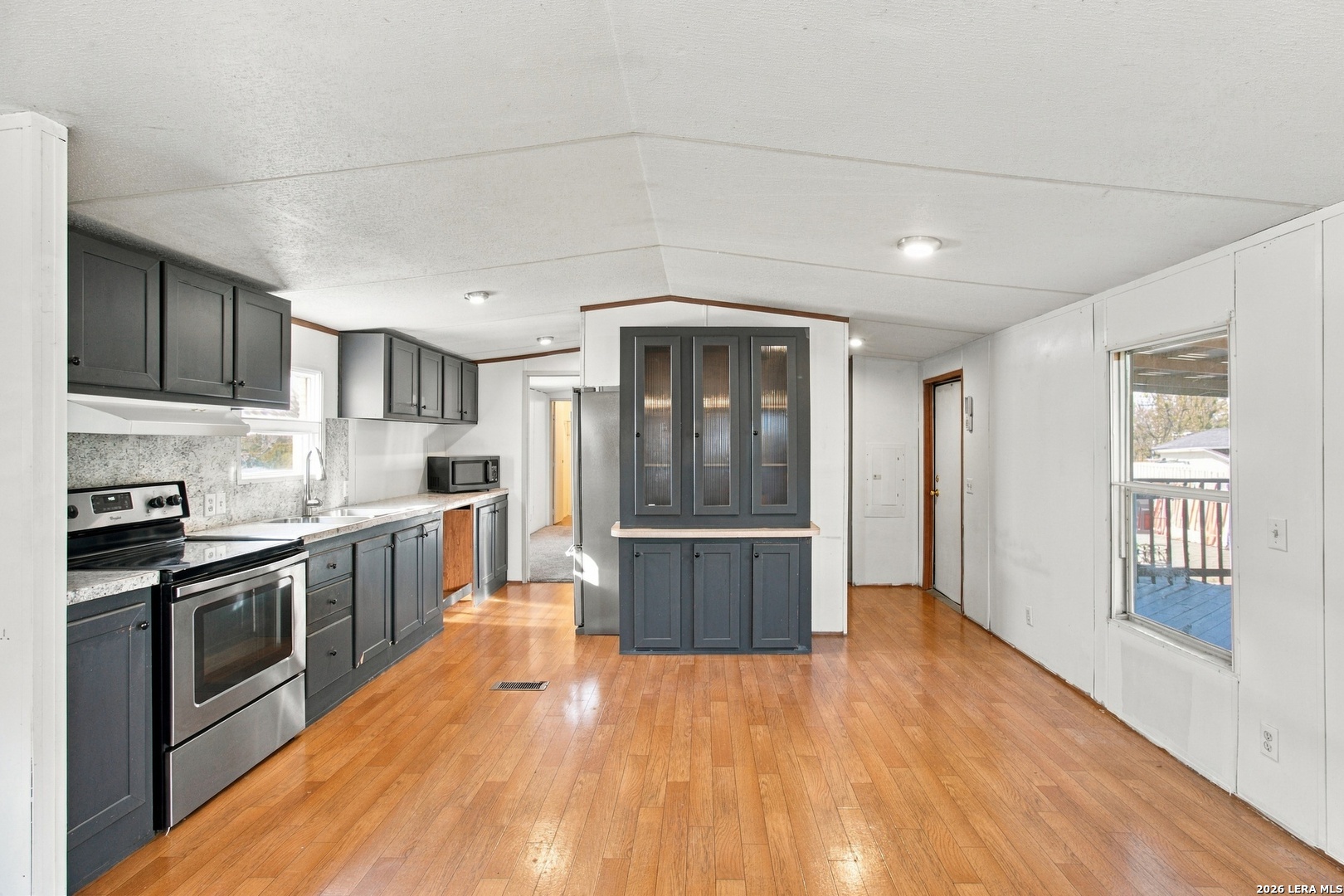 161 TONTO TRL, Seguin, TX 78155