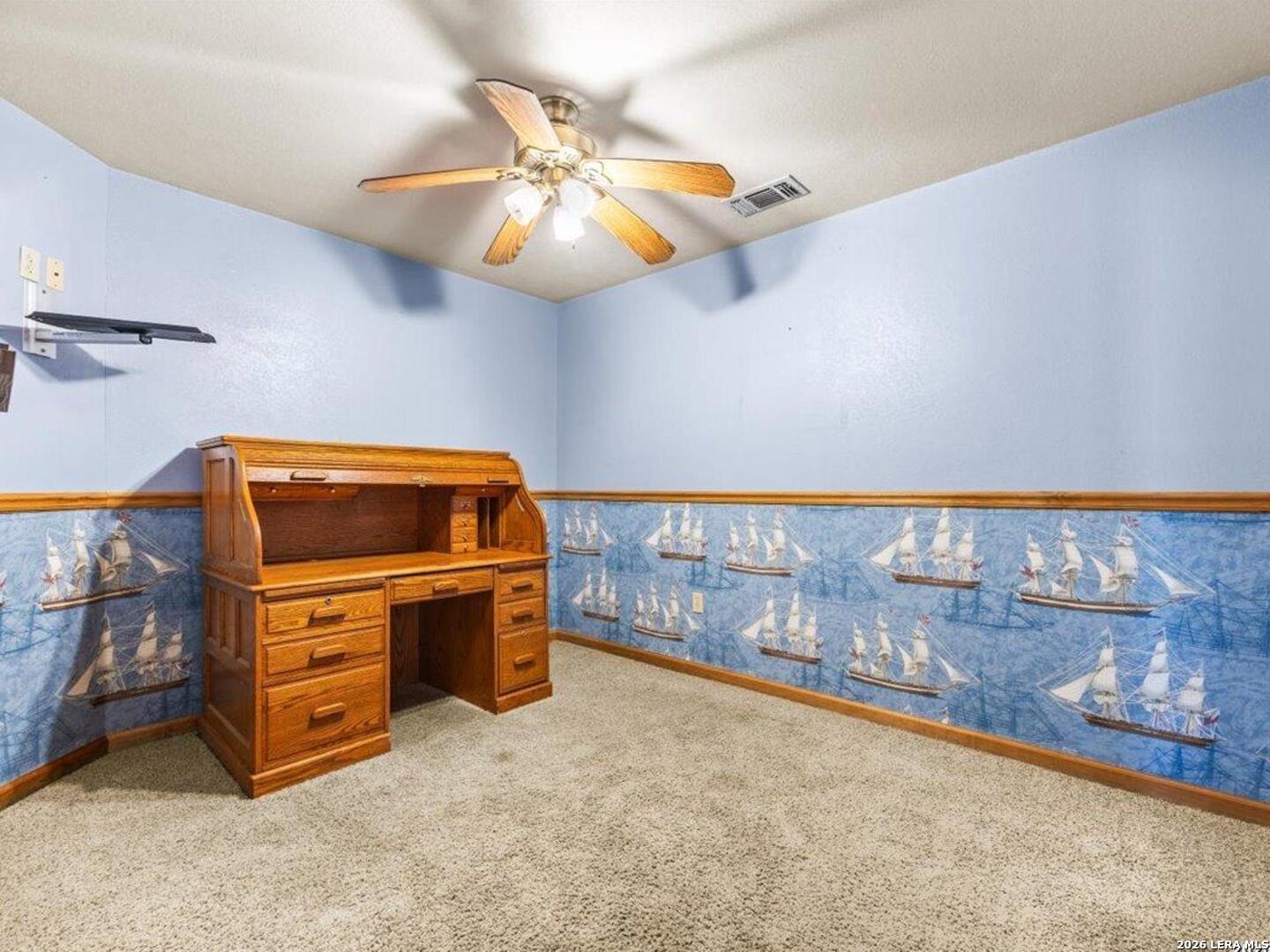 386 County Road 763, Devine, TX 78016