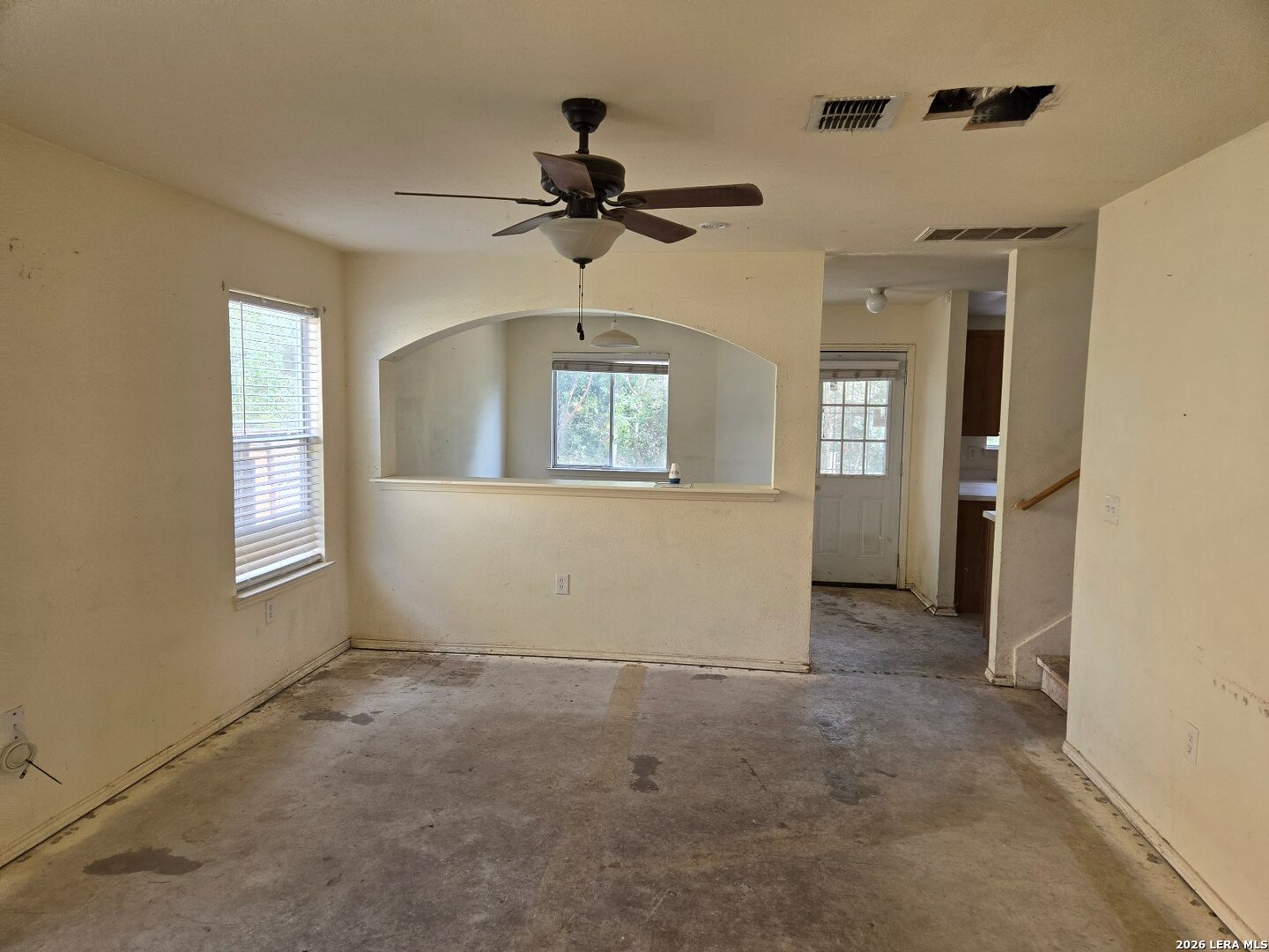 6842 Walnut Valley Dr, San Antonio, TX 78242