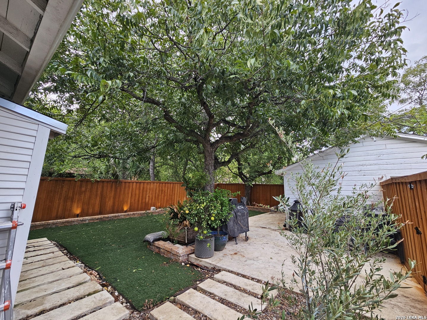 325 HAMMOND AVE, San Antonio, TX 78210