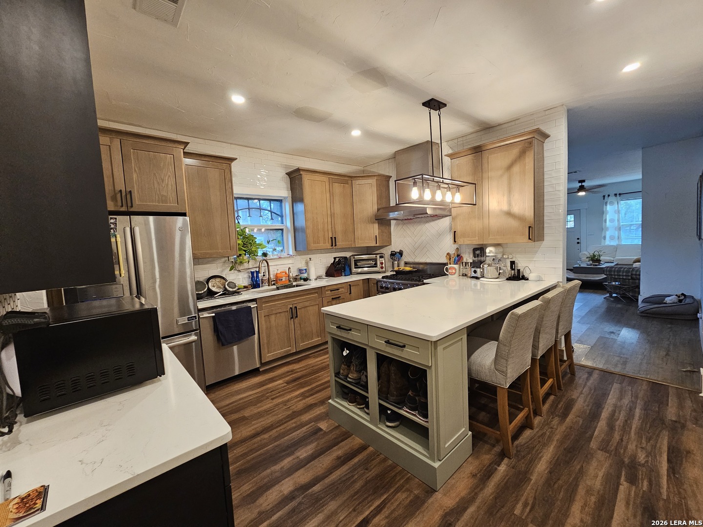 325 HAMMOND AVE, San Antonio, TX 78210