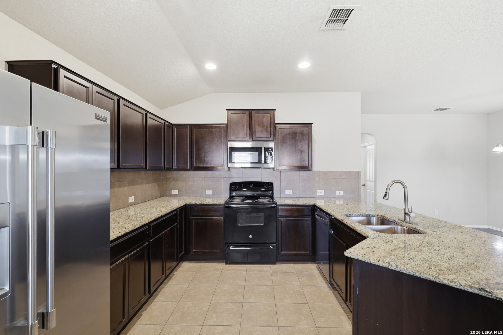 11507 North Peak, San Antonio, TX 78245