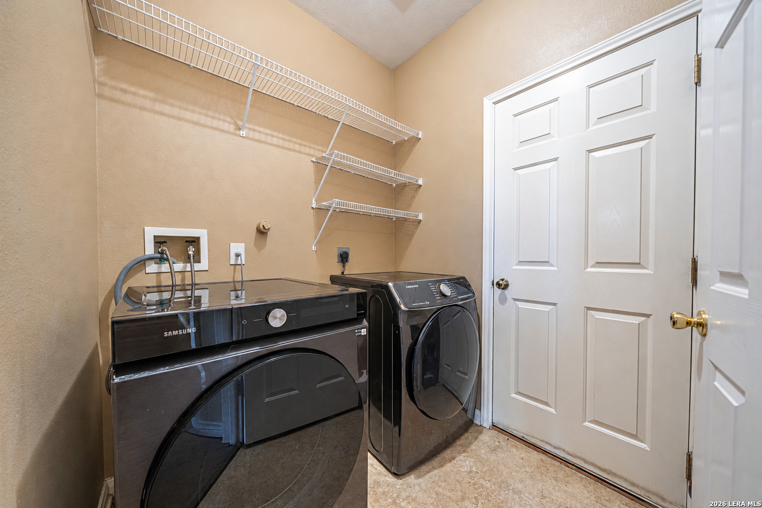 615 Windhurst, San Antonio, TX 78258