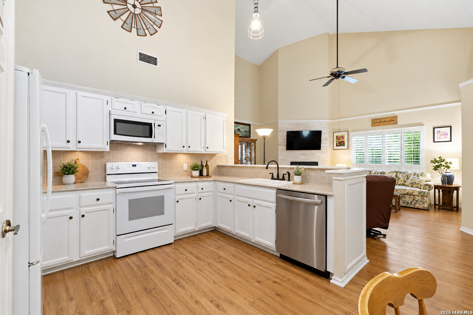 3817 Hunters Gln, Schertz, TX 78108
