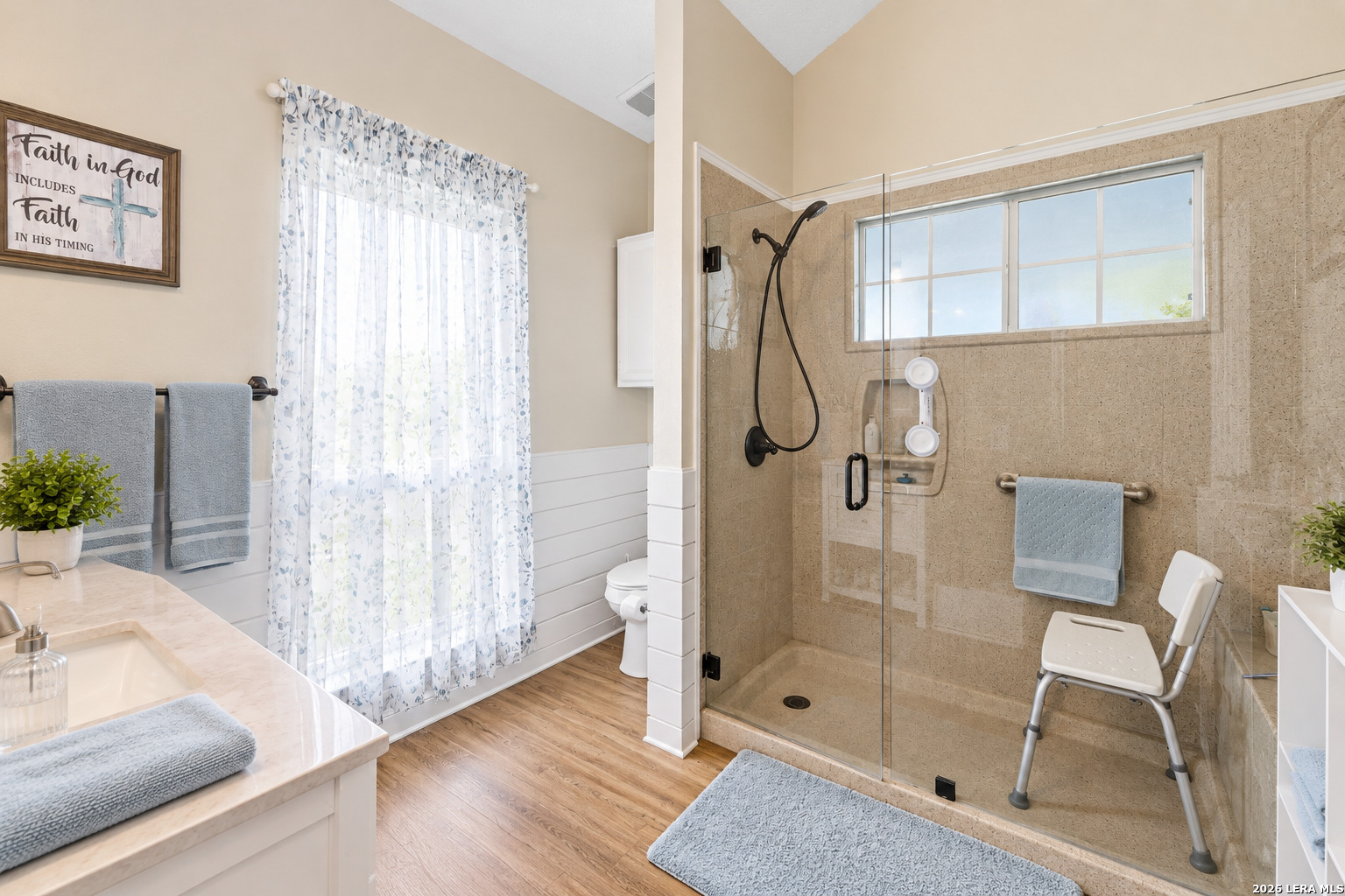 3817 Hunters Gln, Schertz, TX 78108