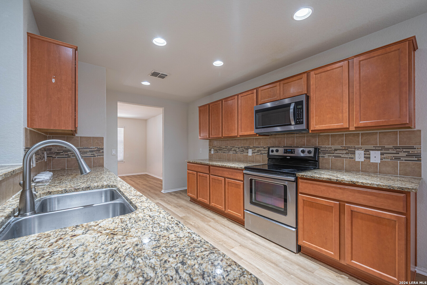 1332 Wagon Wheel, Schertz, TX 78154
