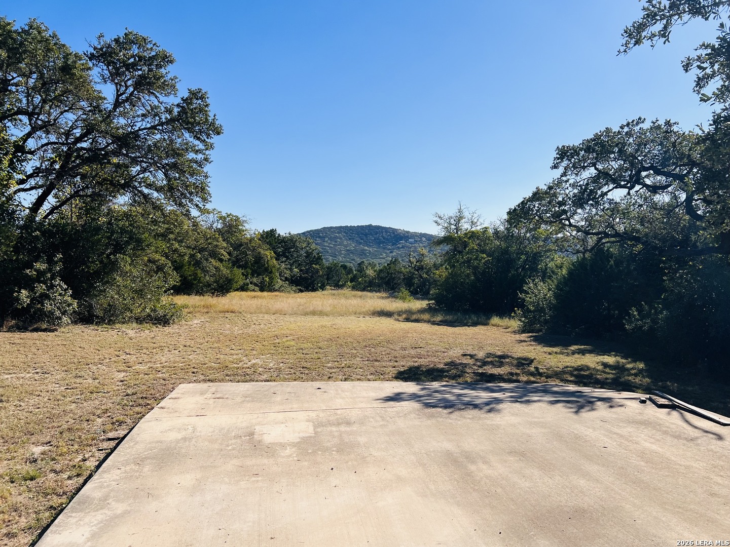 101 Diamond J Rd S, Pipe Creek, TX 78063