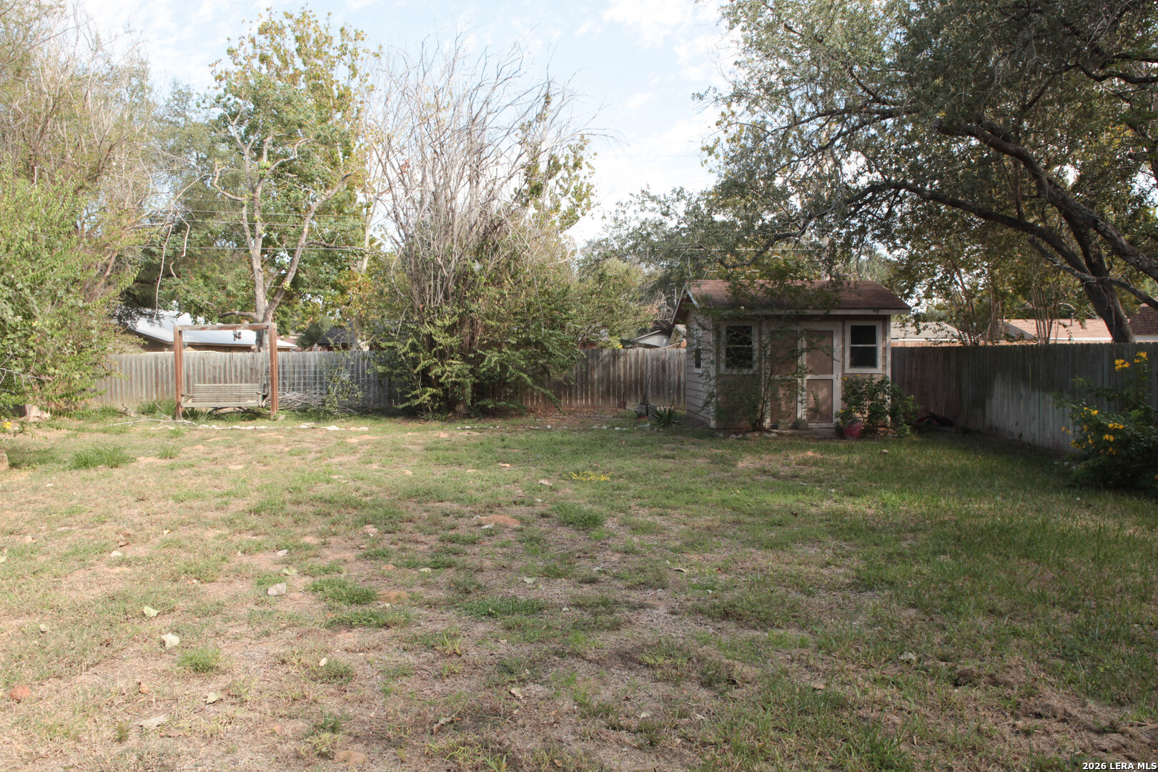420 High Meadow Dr., Pleasanton, TX 78064