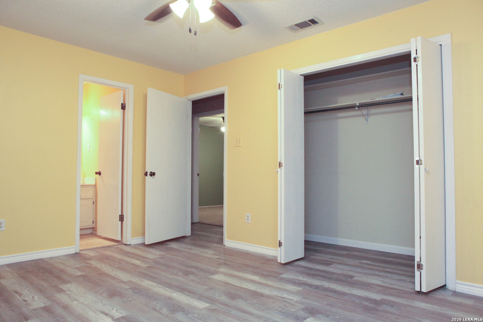 420 High Meadow Dr., Pleasanton, TX 78064