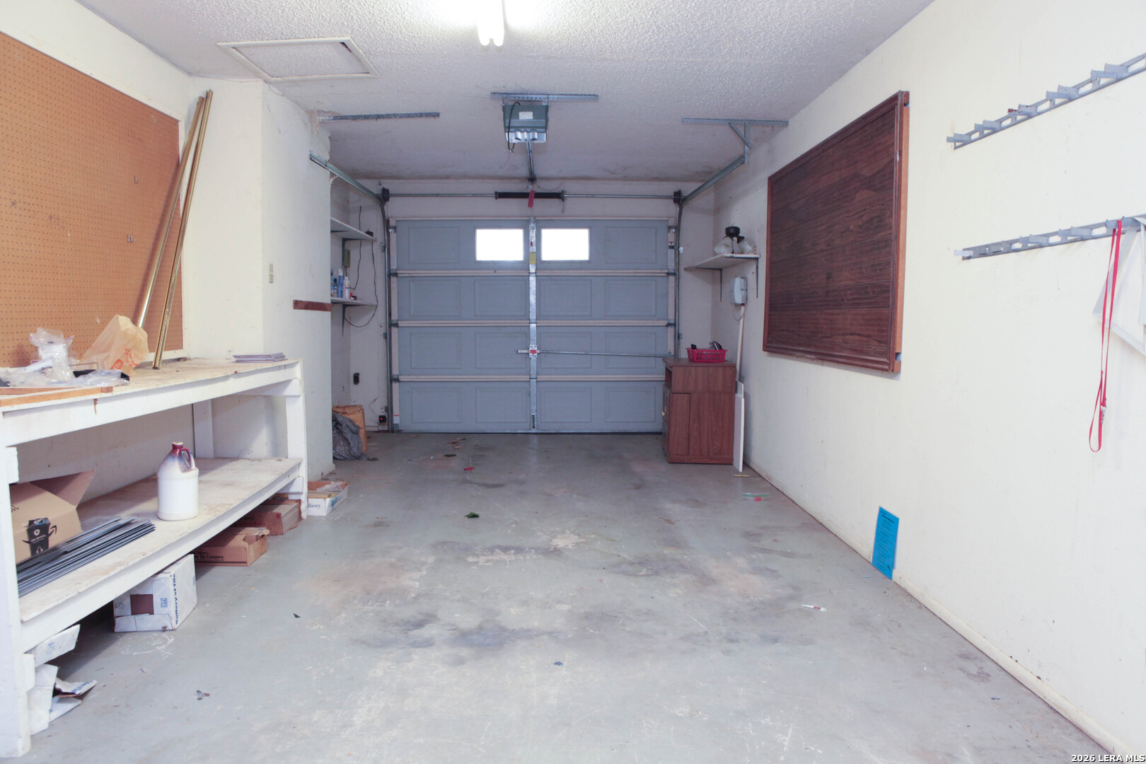 420 High Meadow Dr., Pleasanton, TX 78064