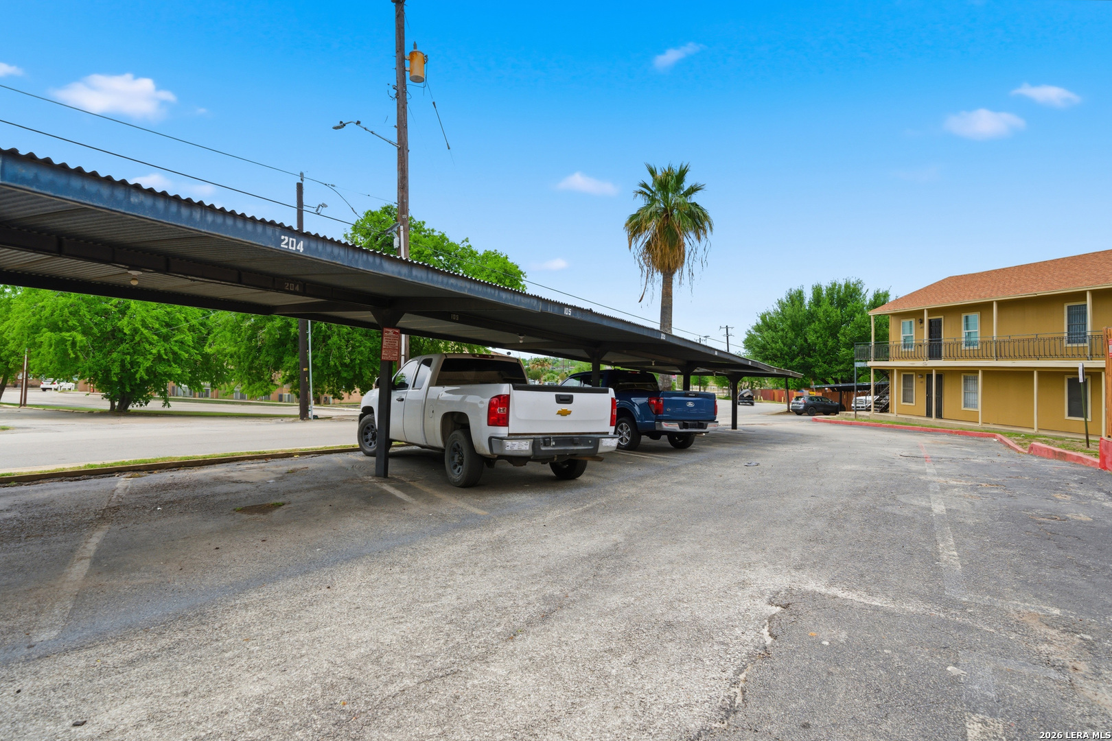 911 Vance Jackson, #204, San Antonio, TX 78201