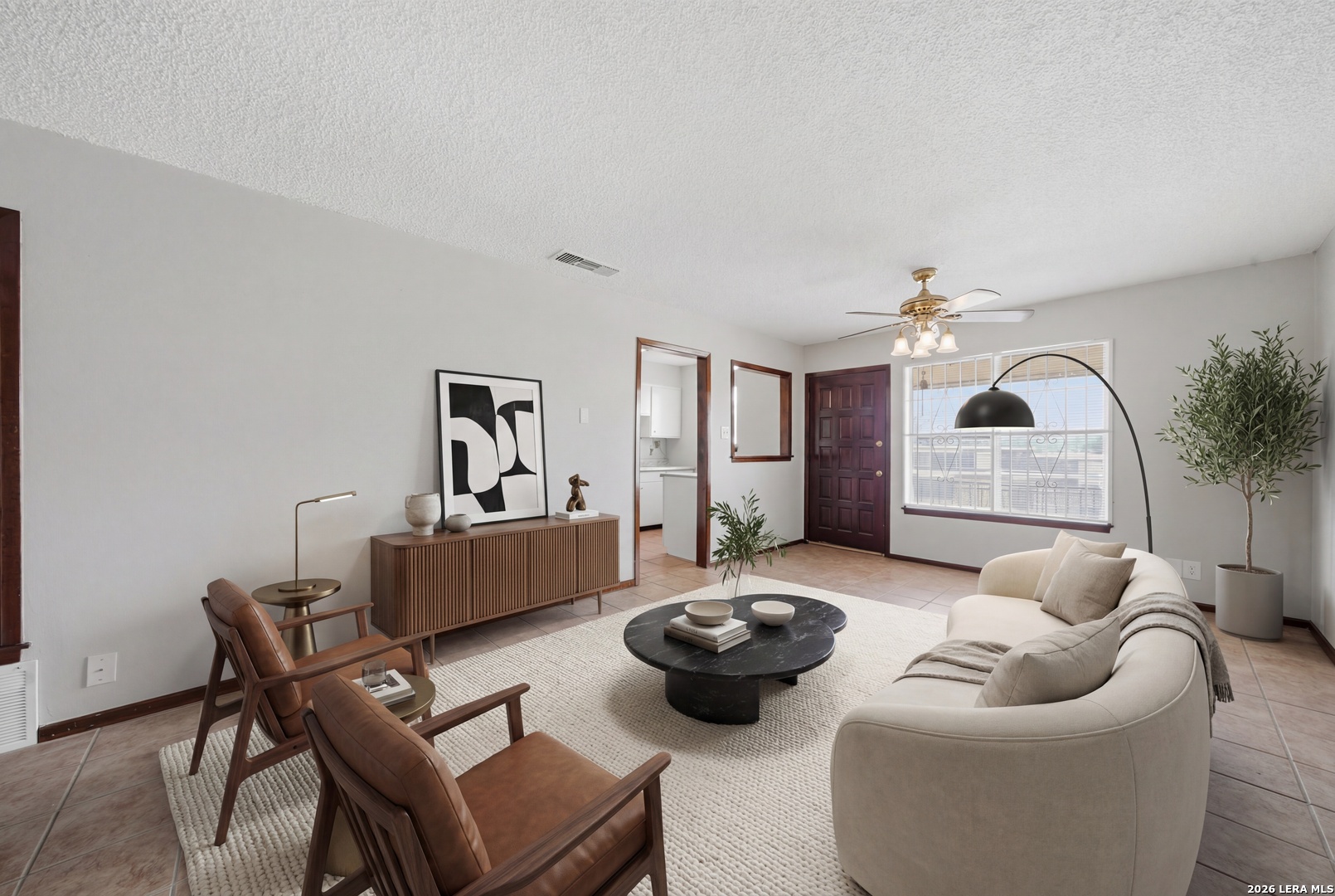 911 Vance Jackson, #204, San Antonio, TX 78201