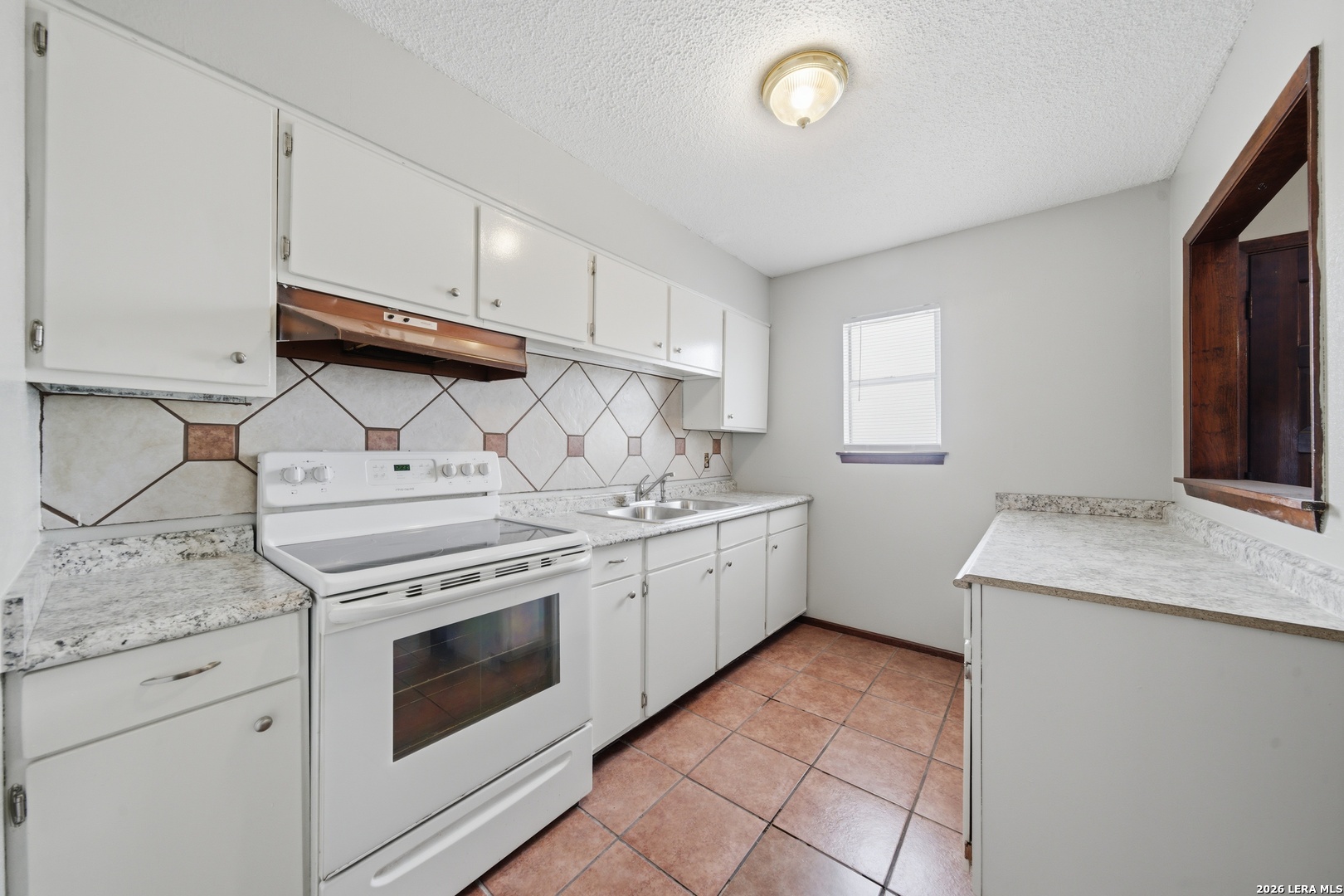 911 Vance Jackson, #204, San Antonio, TX 78201