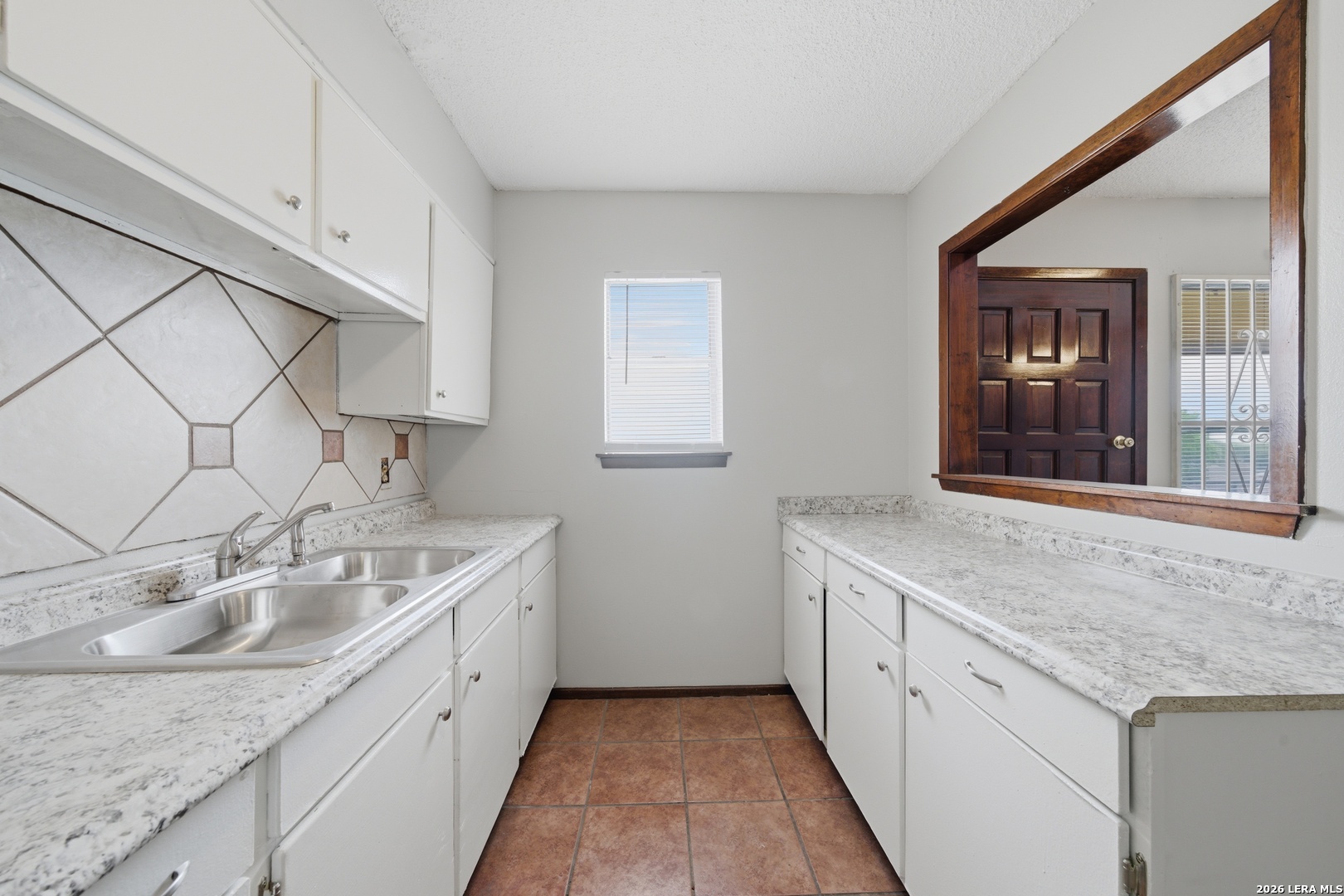 911 Vance Jackson, #204, San Antonio, TX 78201