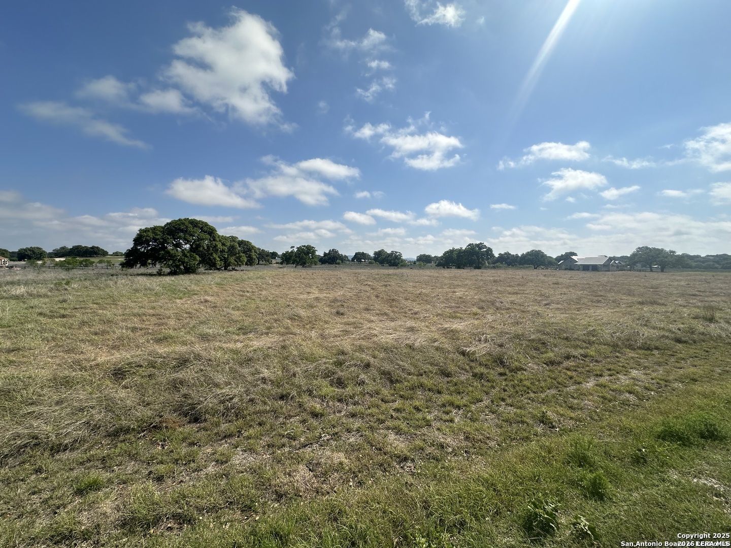 181 Salt Grass Trl, Bandera, TX 78003