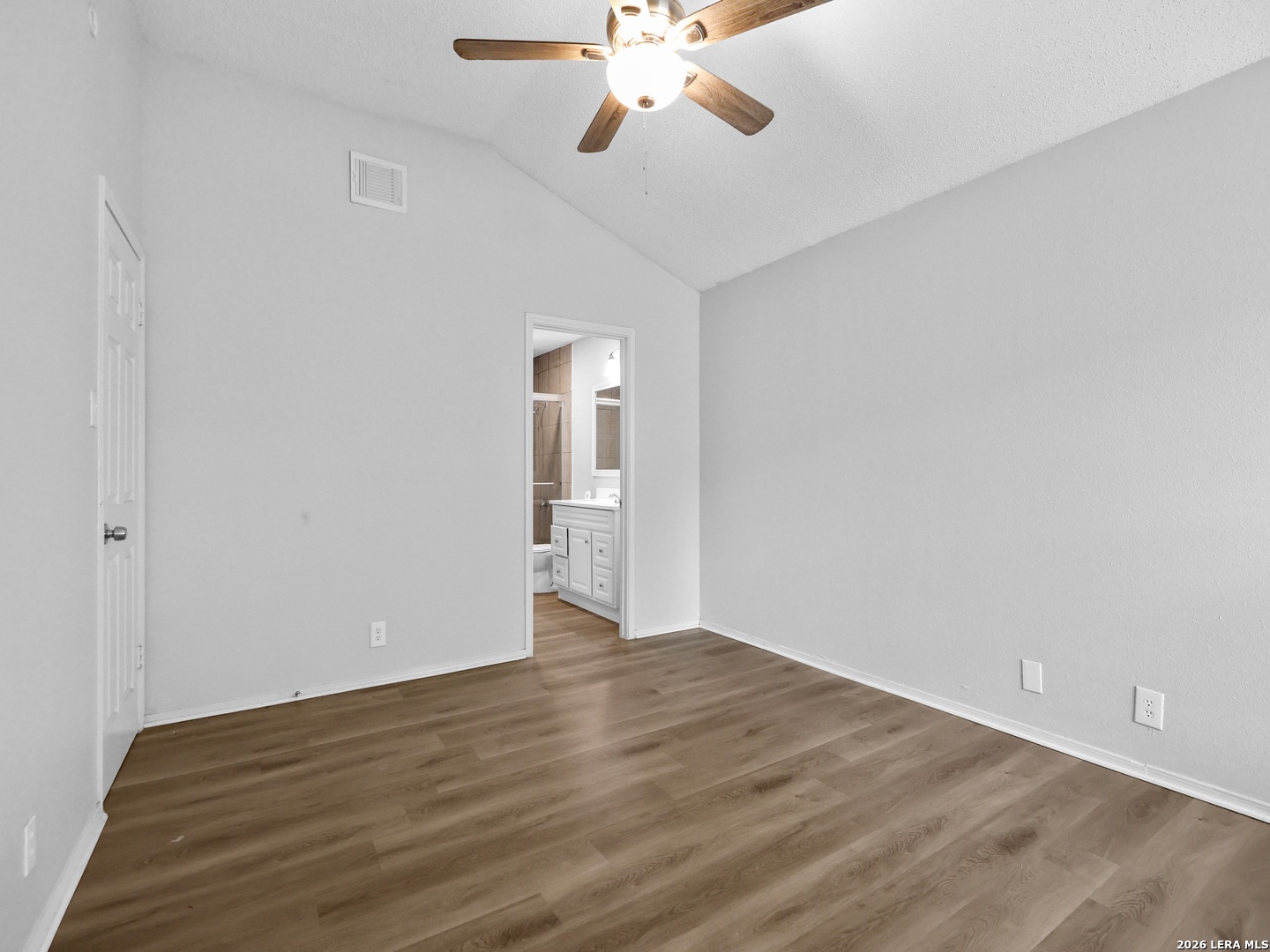 10215 BRAD FLD, San Antonio, TX 78245