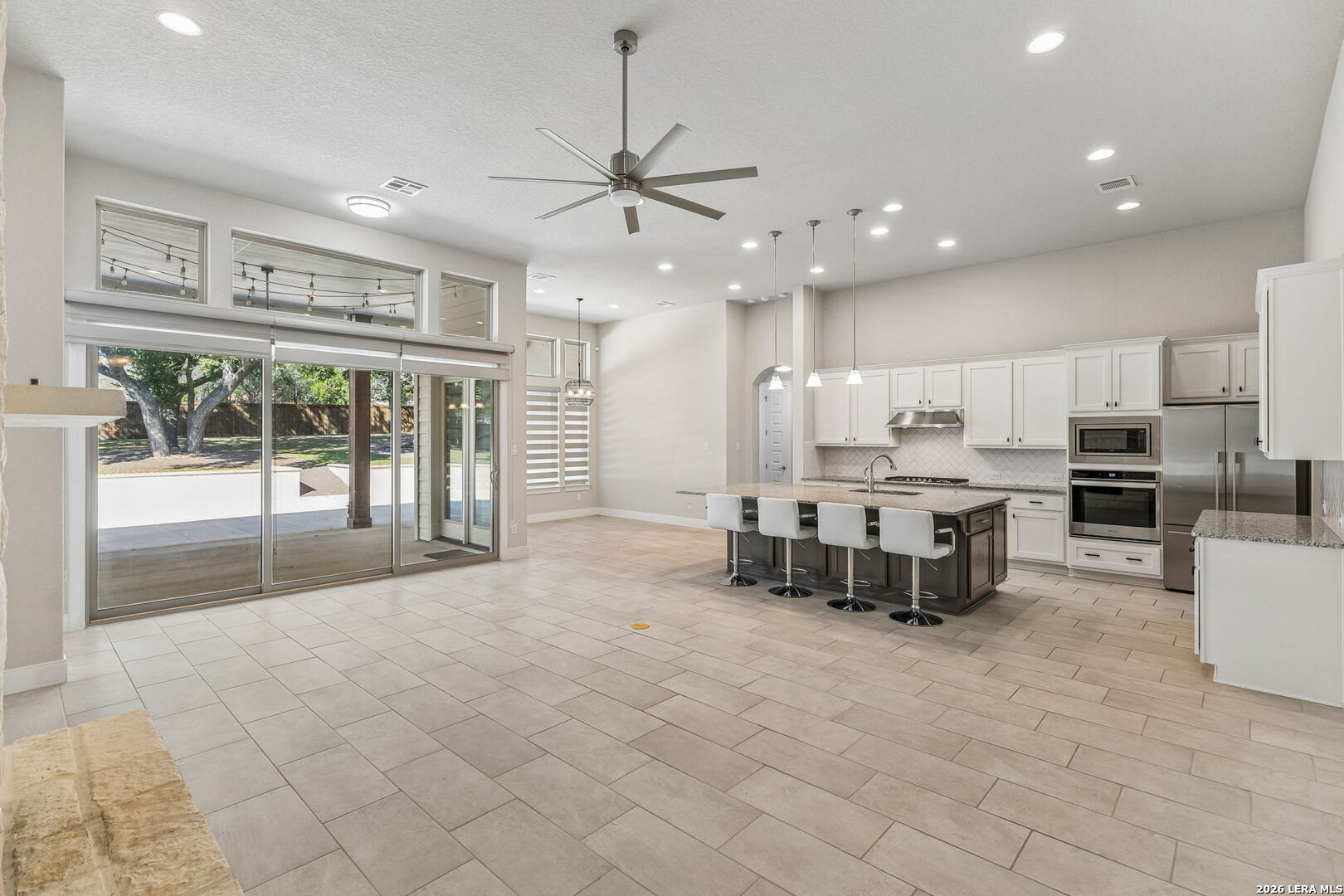 144 Leann Way, Castroville, TX 78009