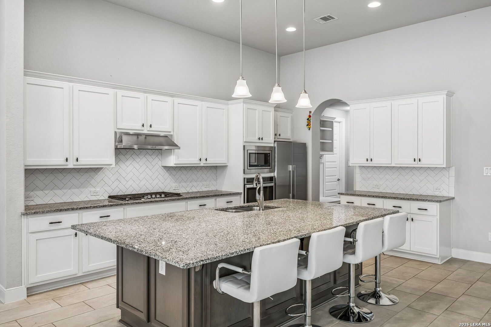 144 Leann Way, Castroville, TX 78009