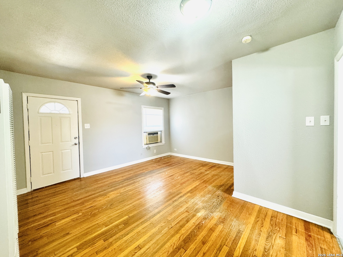 114 Bradford, San Antonio, TX 78228