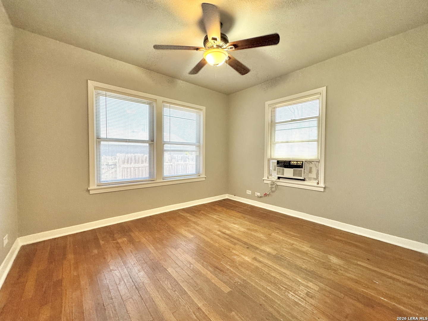 114 Bradford, San Antonio, TX 78228