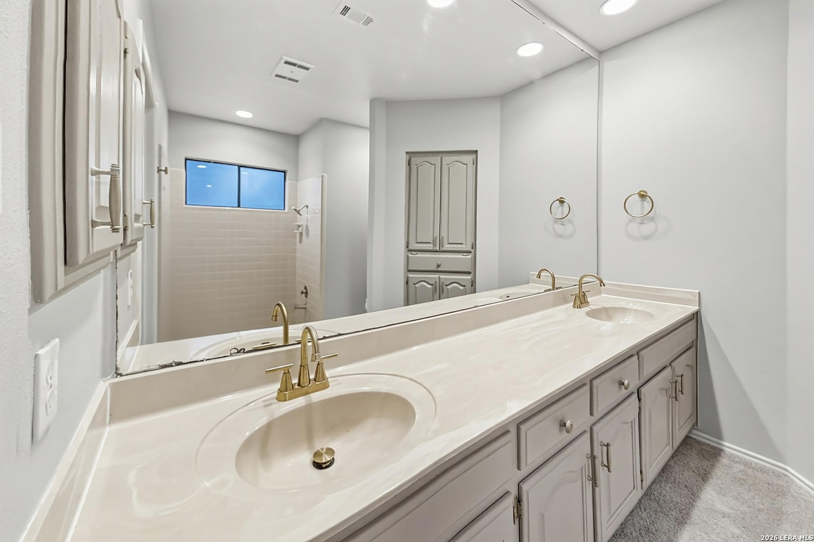 16011 MISSION RDG, San Antonio, TX 78232