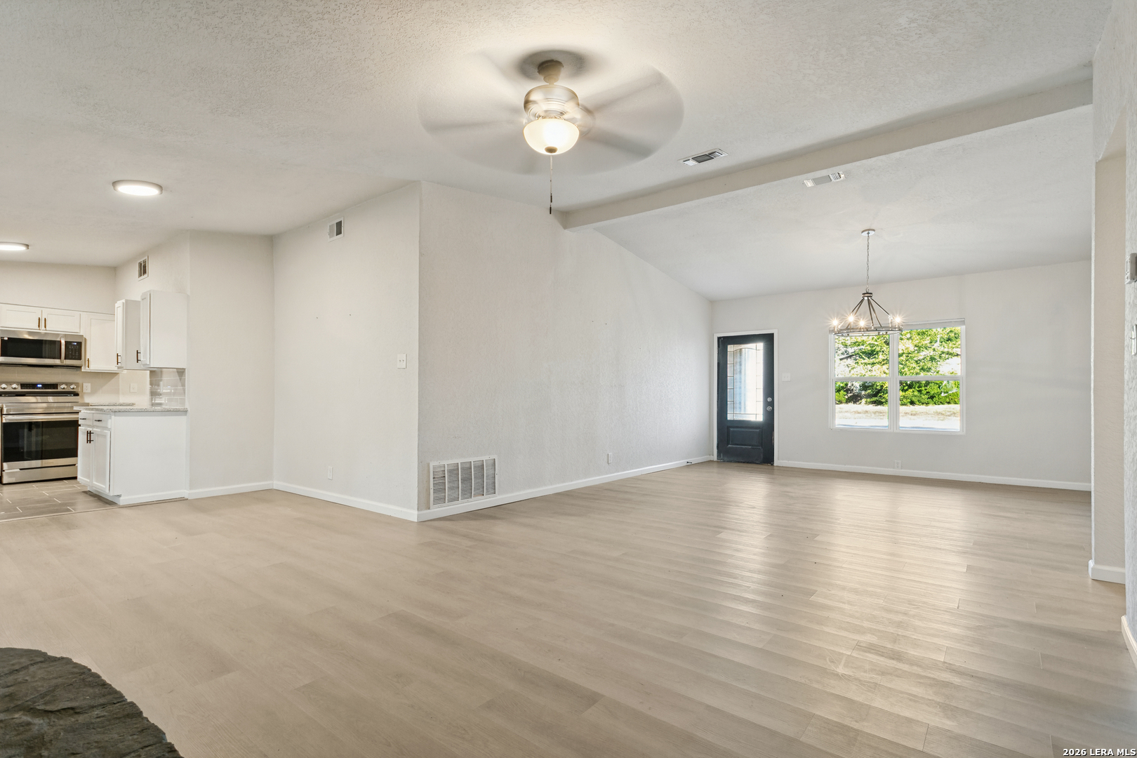 612 JAMIE SUE DR, Converse, TX 78109