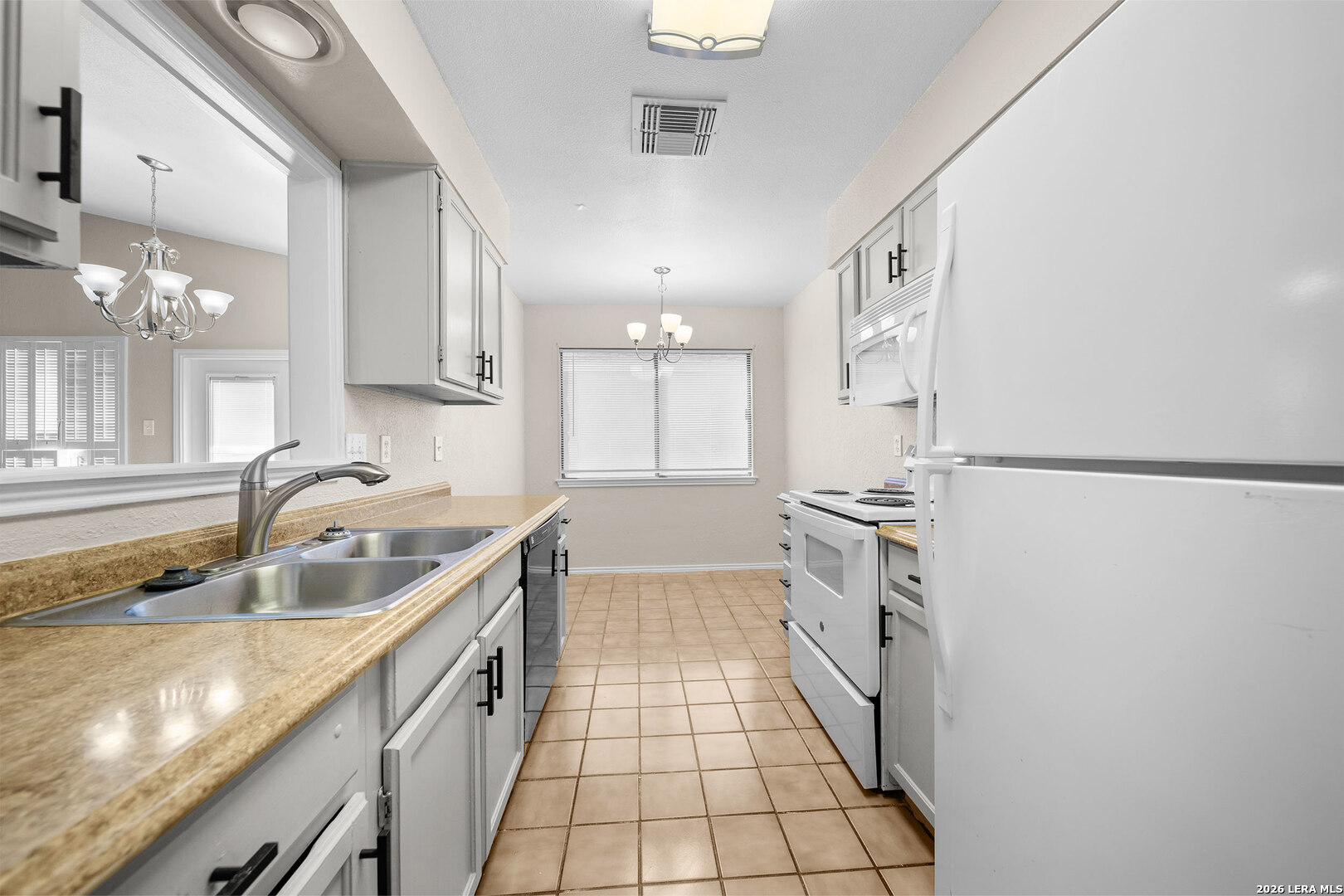 13735 GEORGE RD, San Antonio, TX 78231