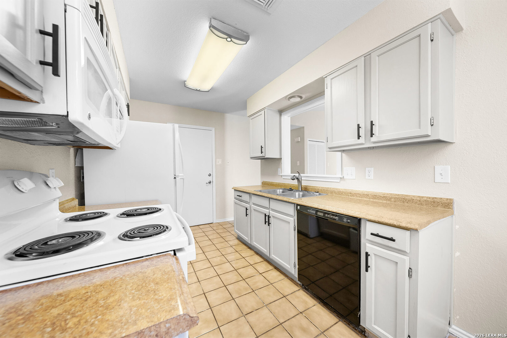 13735 GEORGE RD, San Antonio, TX 78231