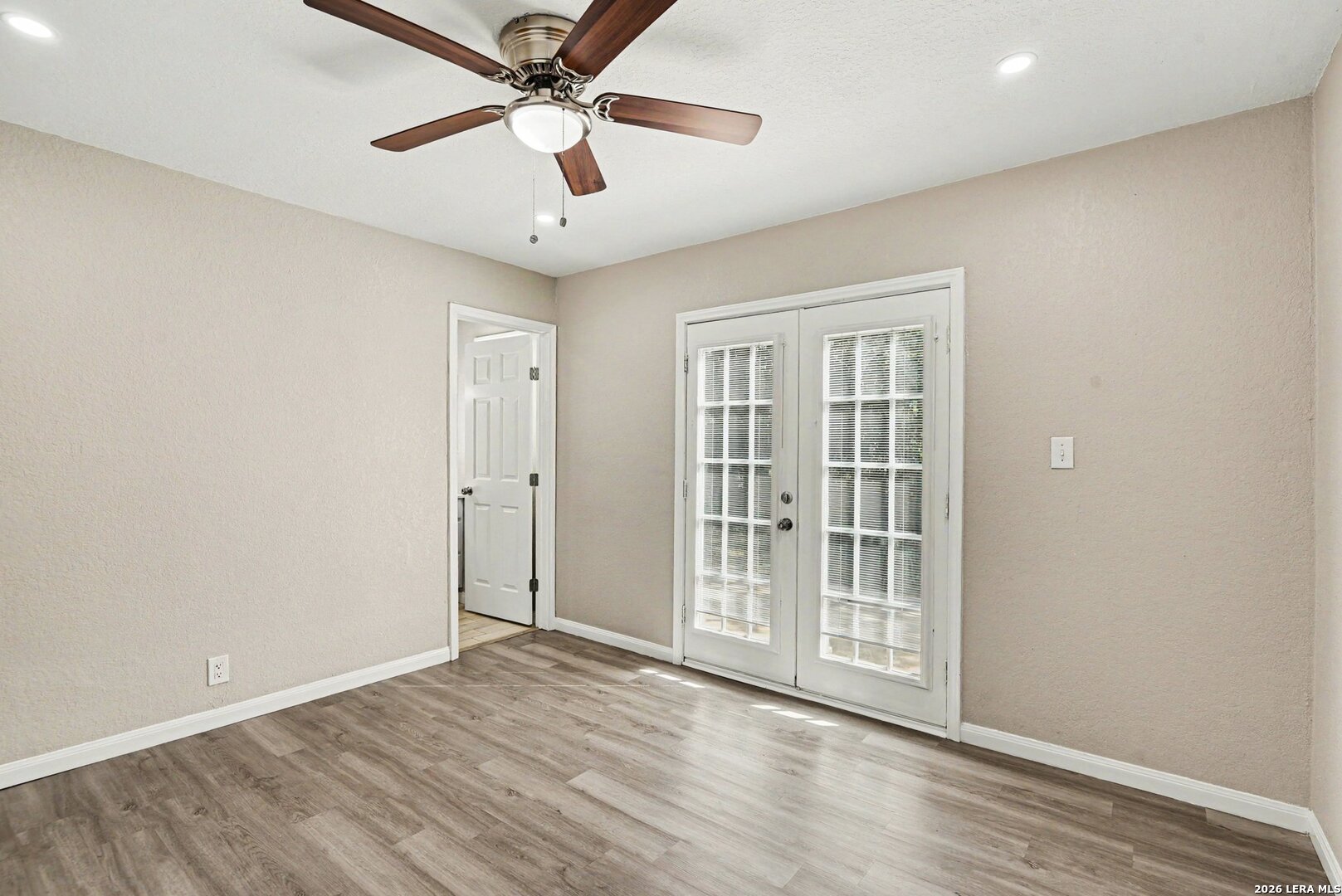 8426 GLEN CT, San Antonio, TX 78239