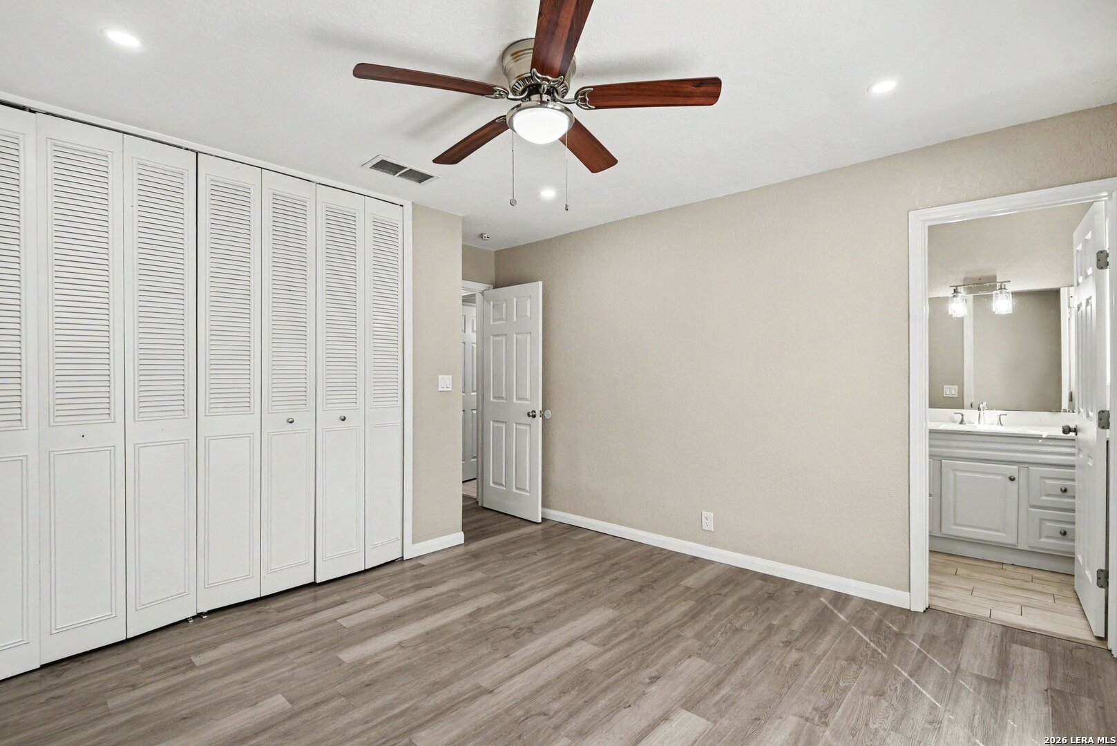 8426 GLEN CT, San Antonio, TX 78239