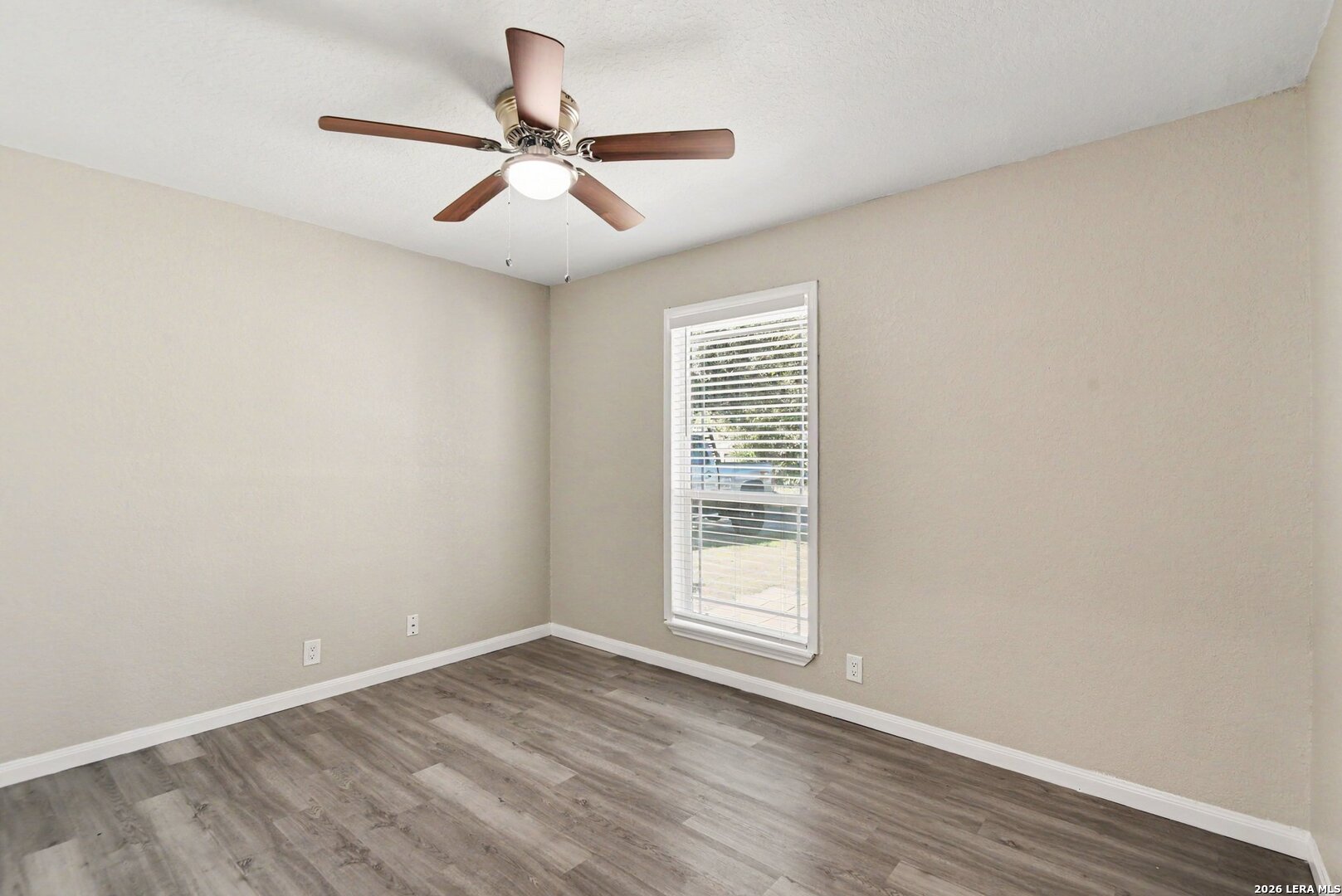 8426 GLEN CT, San Antonio, TX 78239