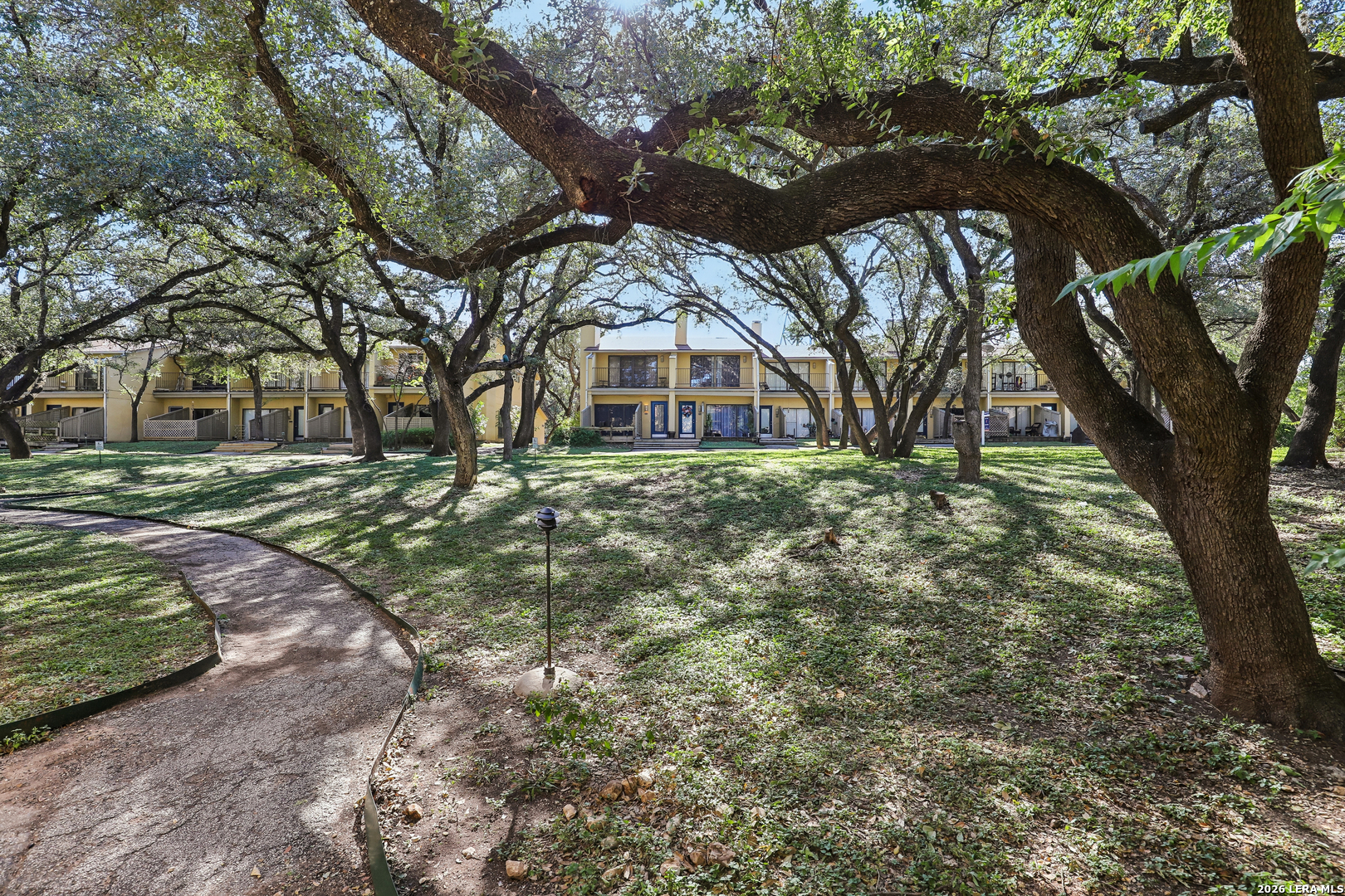 8642 FREDERICKSBURG RD, #403, San Antonio, TX 78240