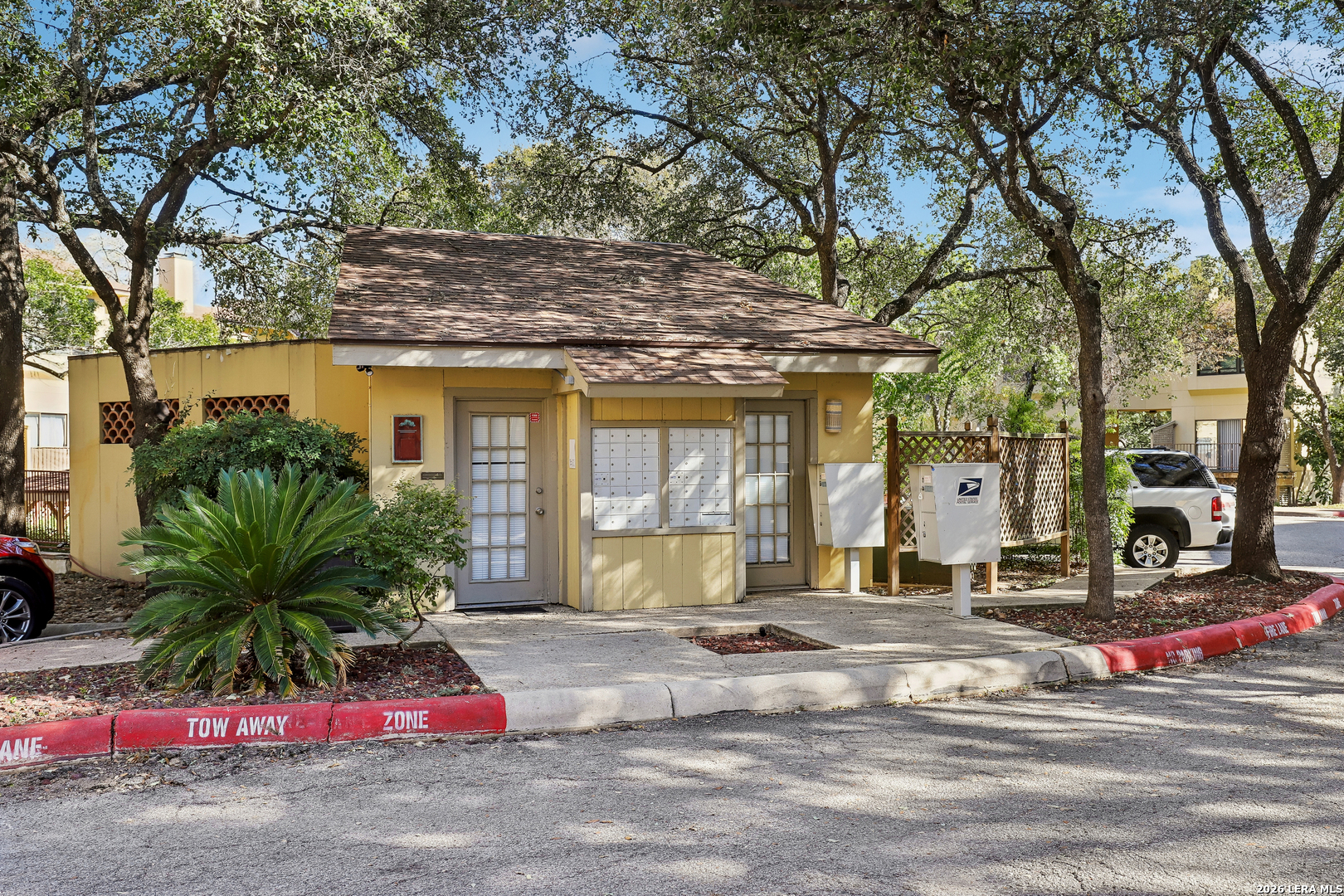 8642 FREDERICKSBURG RD, #403, San Antonio, TX 78240
