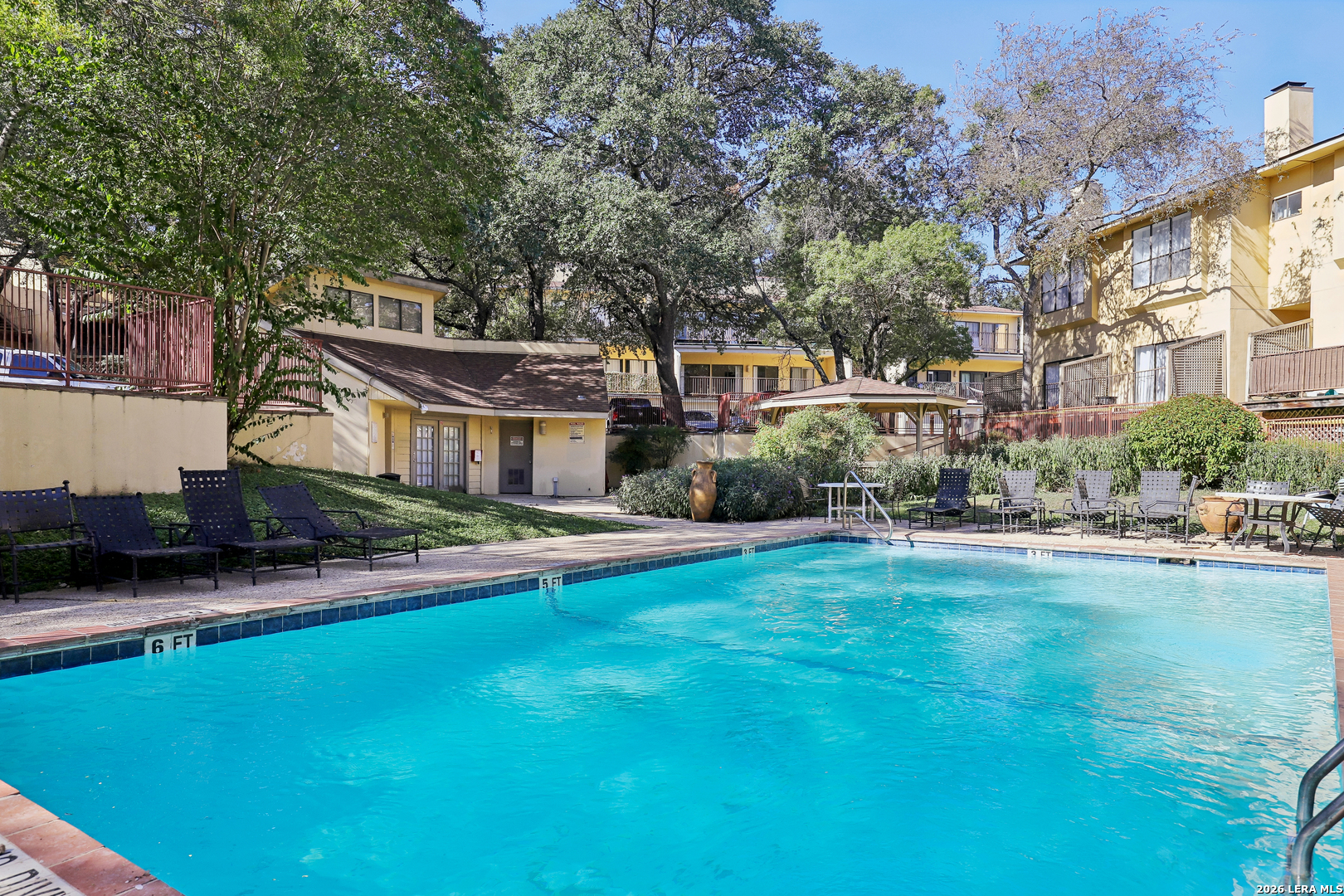 8642 FREDERICKSBURG RD, #403, San Antonio, TX 78240