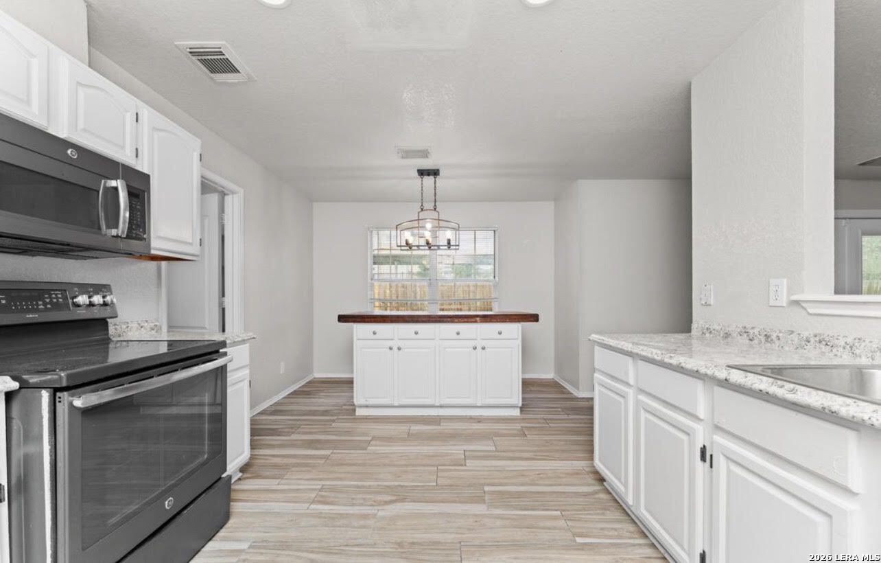 5502 Burton Farm, San Antonio, TX 78244