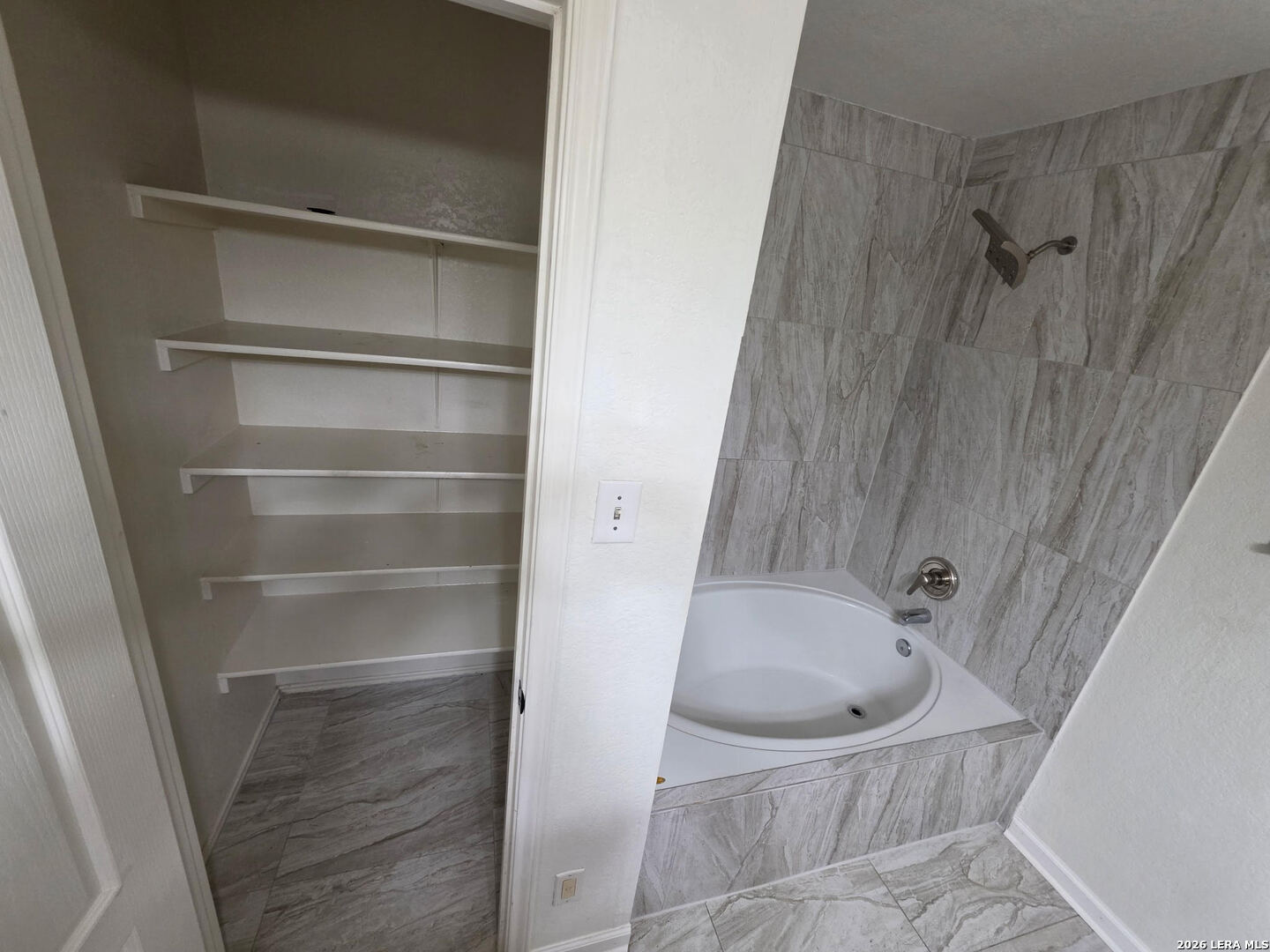 5502 Burton Farm, San Antonio, TX 78244