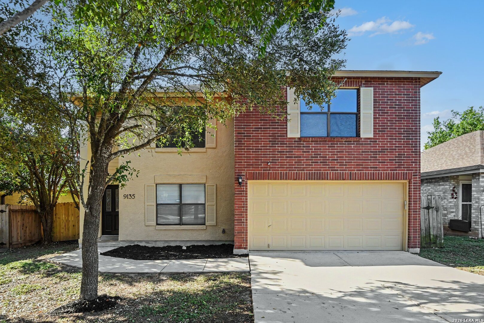 9135 Gambier Dr, San Antonio, TX 78250