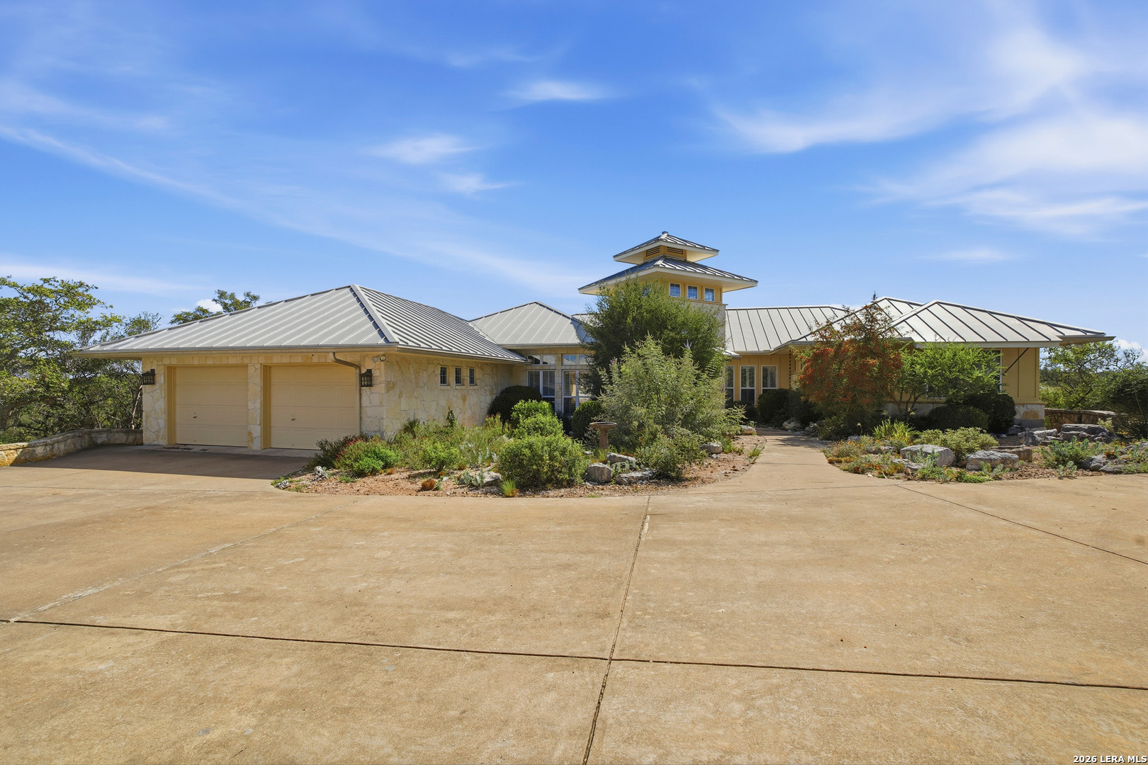 420 Settlers Way N, Comfort, TX 78013