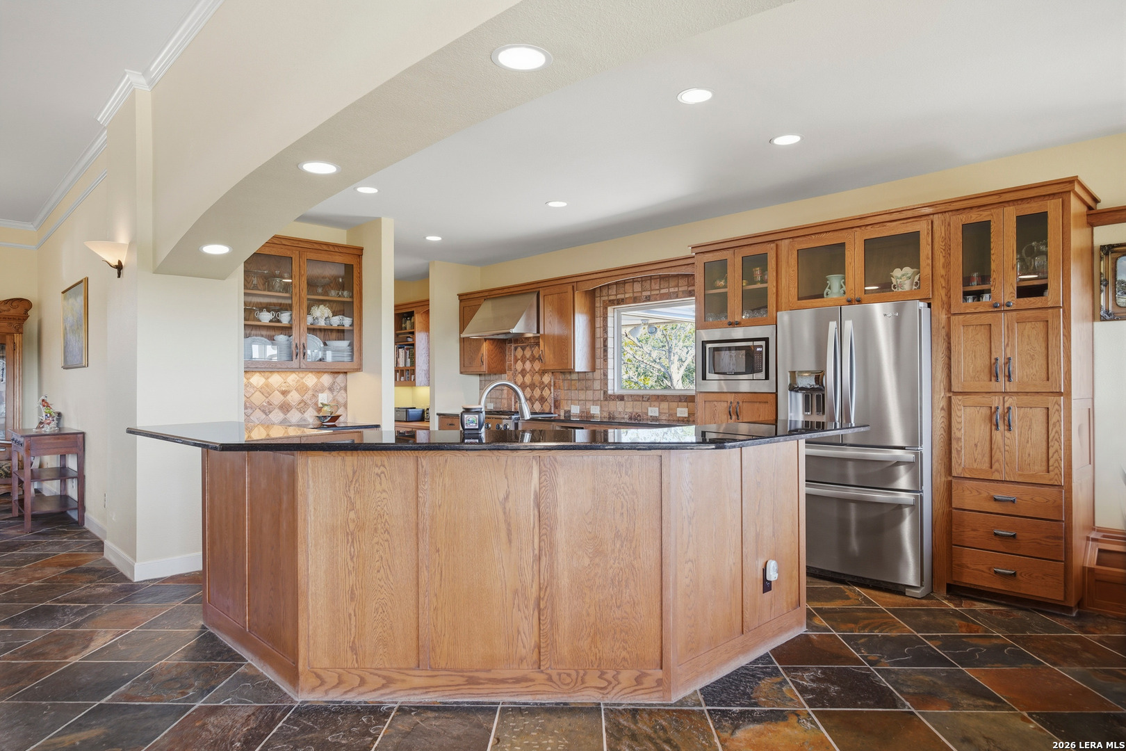 420 Settlers Way N, Comfort, TX 78013