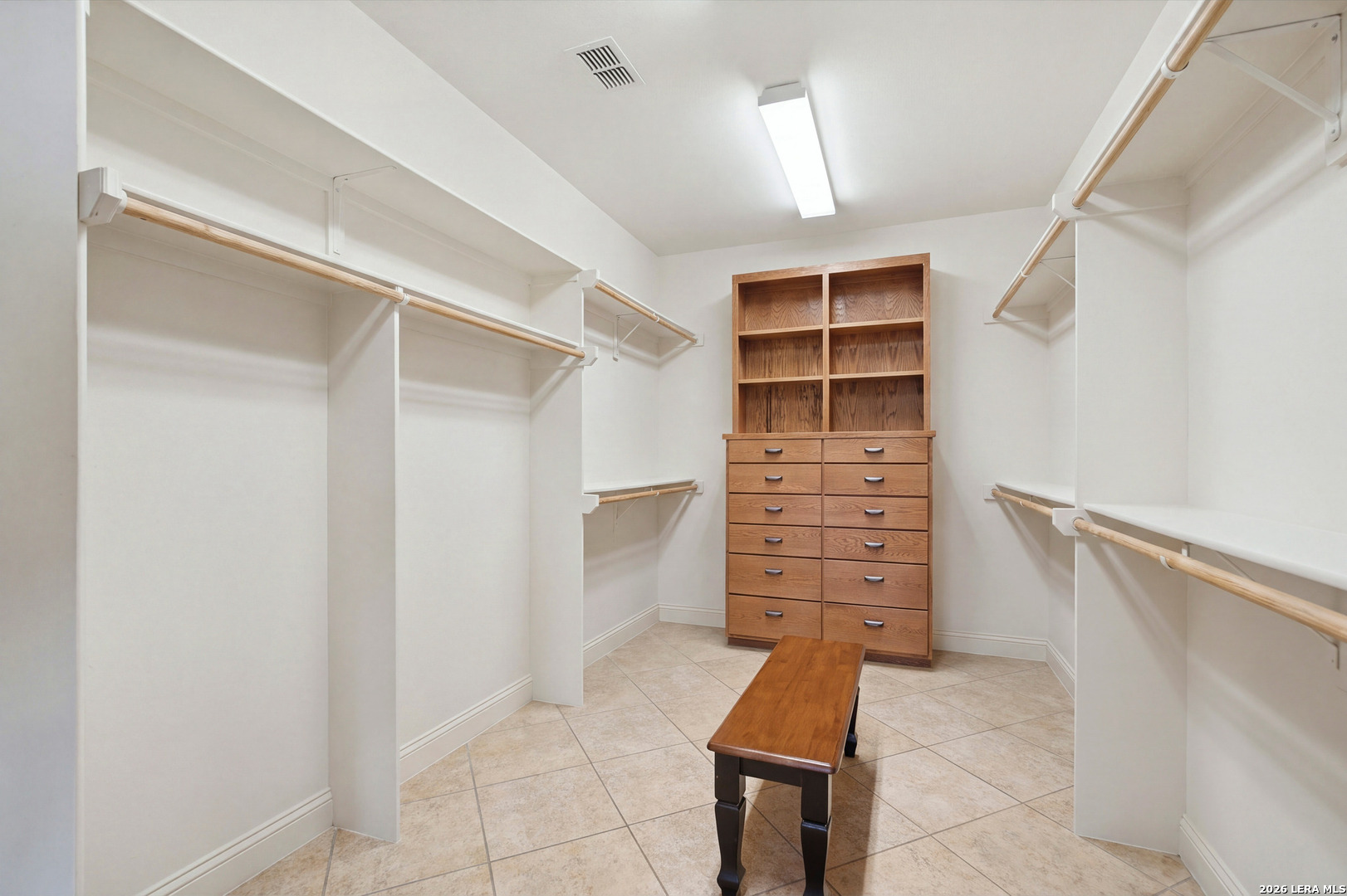 420 Settlers Way N, Comfort, TX 78013