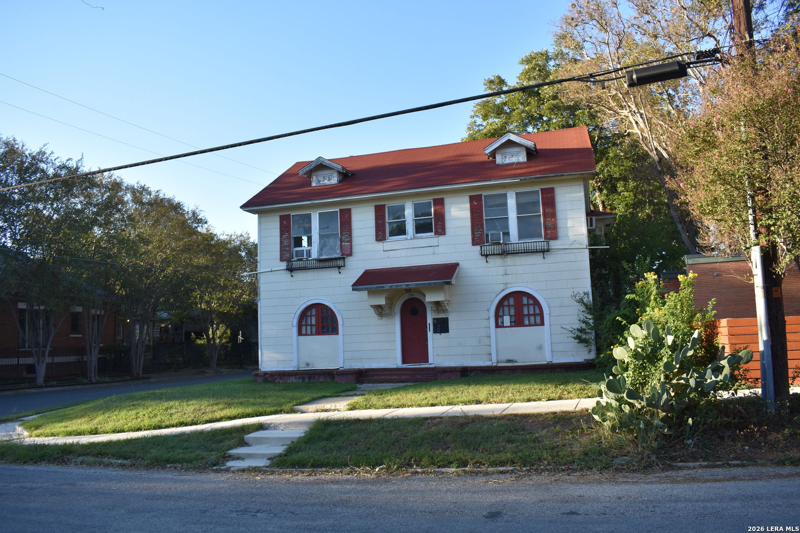 120 IRA AVE, San Antonio, TX 78209