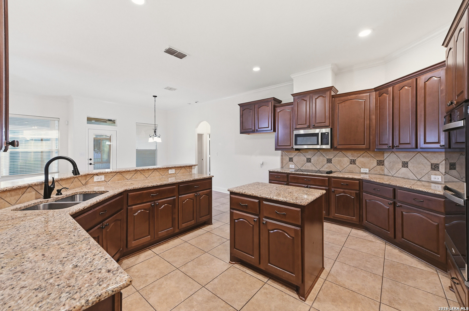 6718 LAURA HTS, Schertz, TX 78154